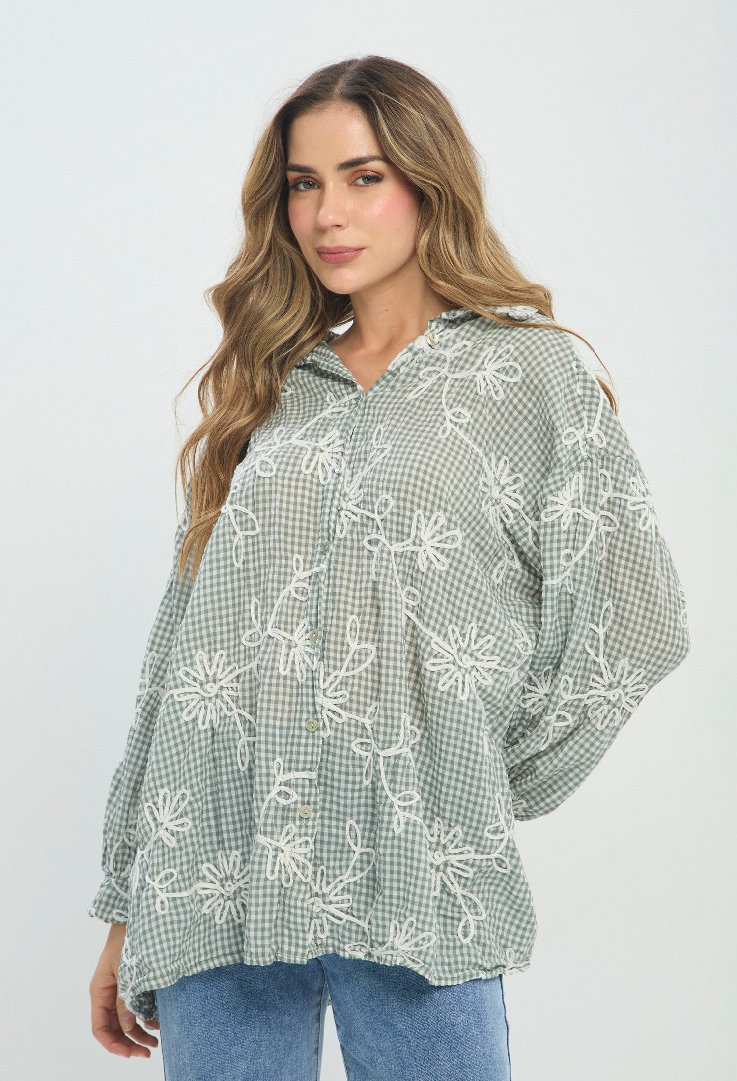 Blusa Bordado Cuadros Verde verde BYBLA Colombia