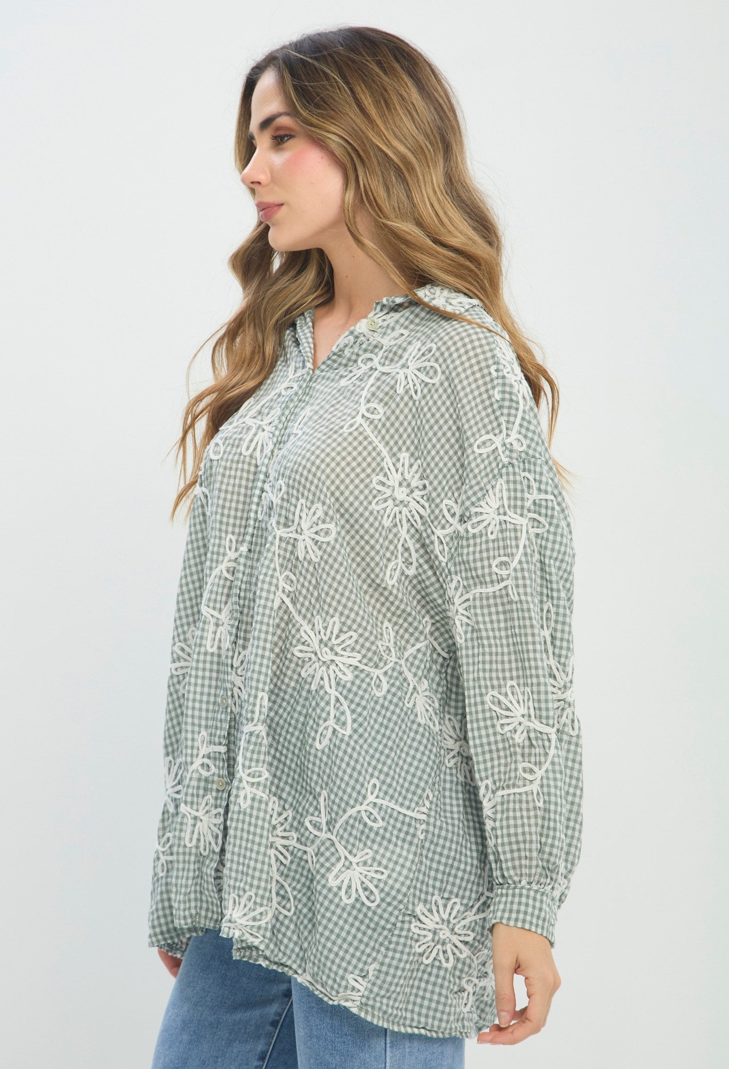Blusa Bordado Cuadros Verde verde BYBLA Colombia - vista 2