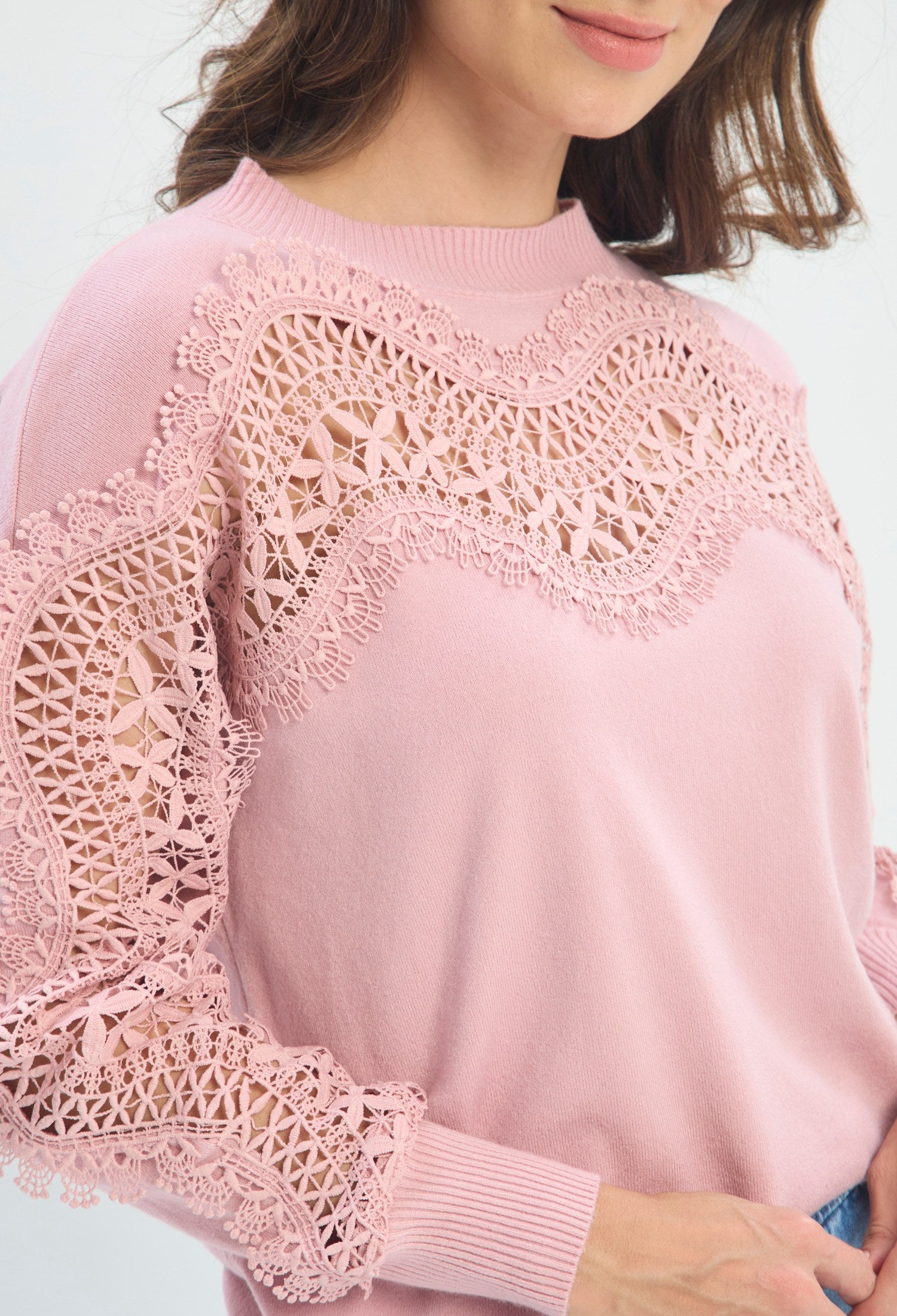Buzo Encaje Crochet rosa palo BYBLA