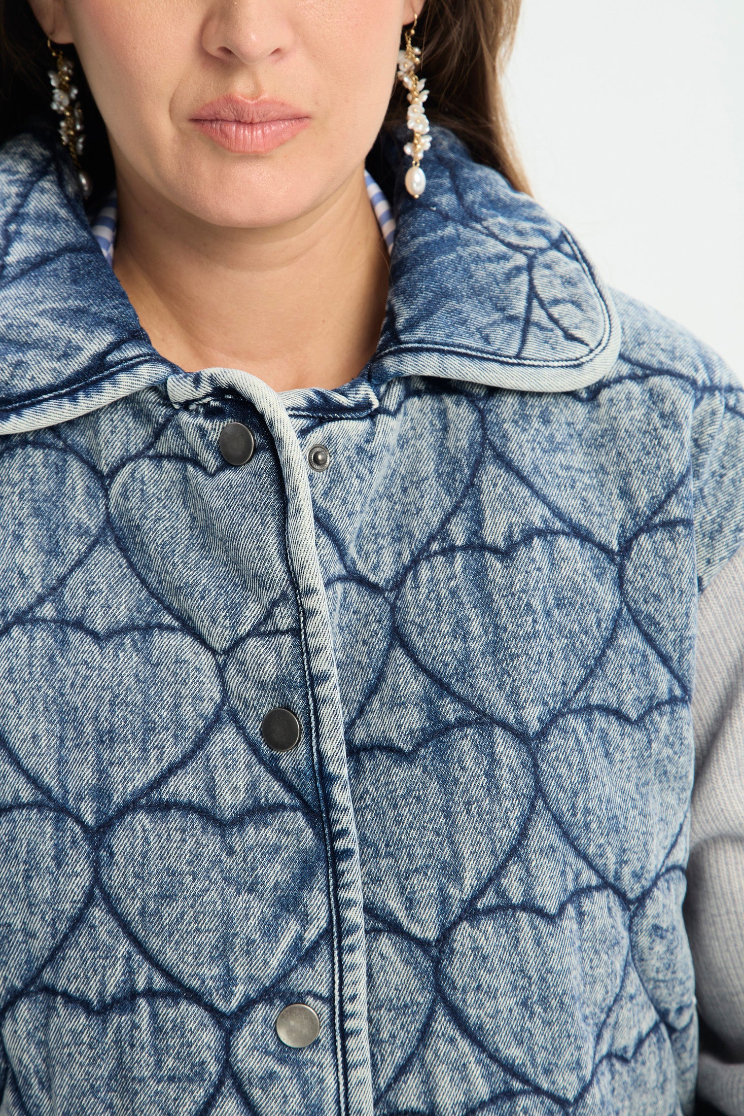 Chaqueta en Denim Abullonada Corazones NEW
