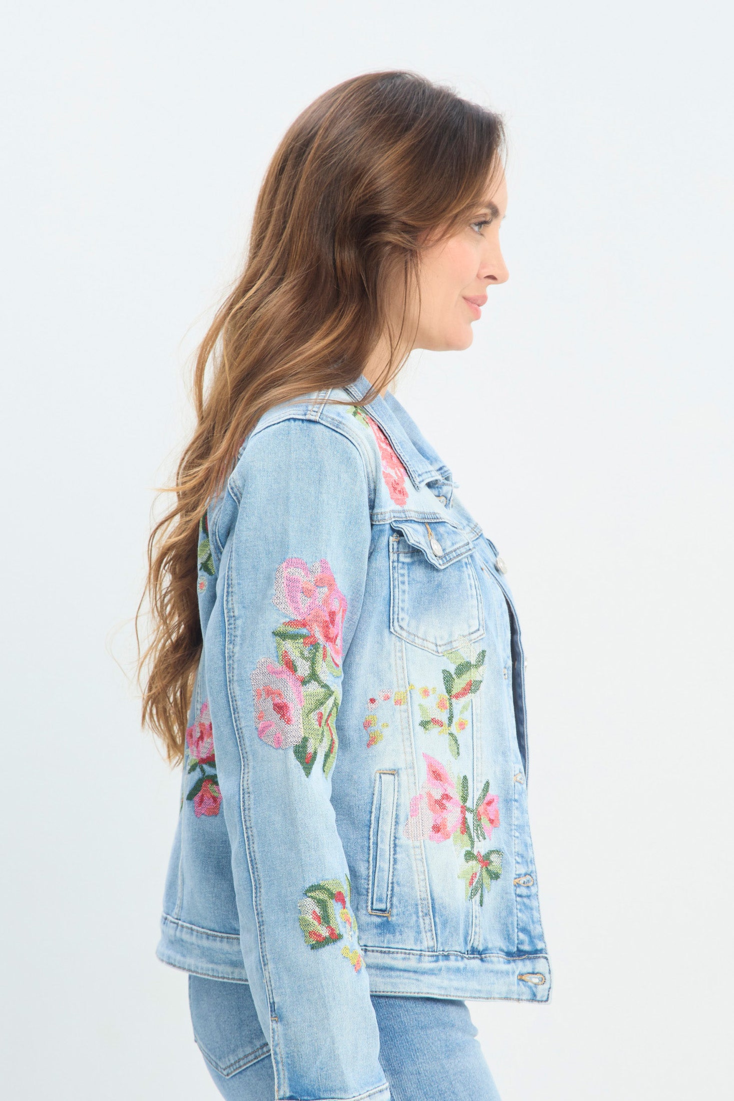 Chaqueta Denim Bordados Florales NEW