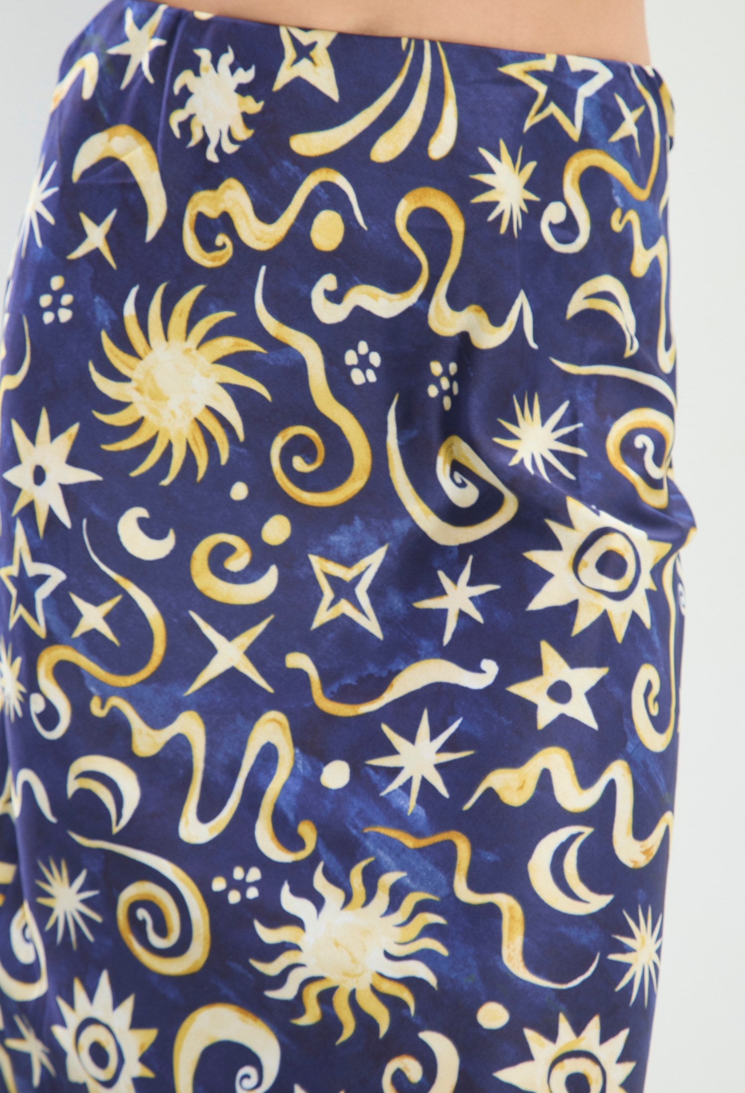Falda Estampado Astral azul marino sale BYBLA - vista 6