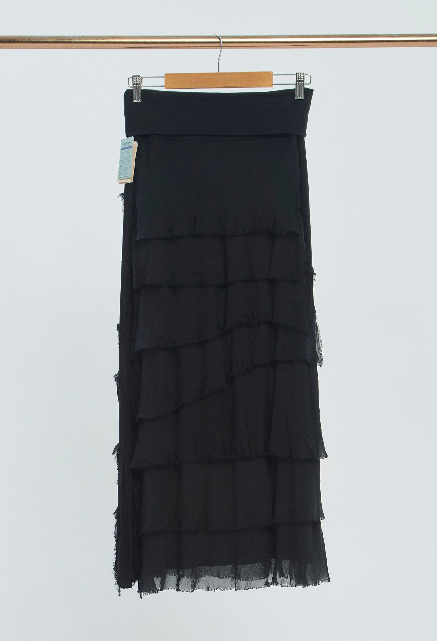 Falda Larga Capas Deshilachadas negro BYBLA