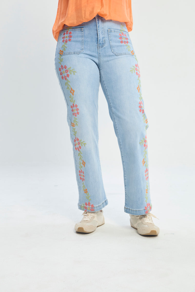 Jean con Flores Bordadas NEW vista 2 - BYBLA Colombia