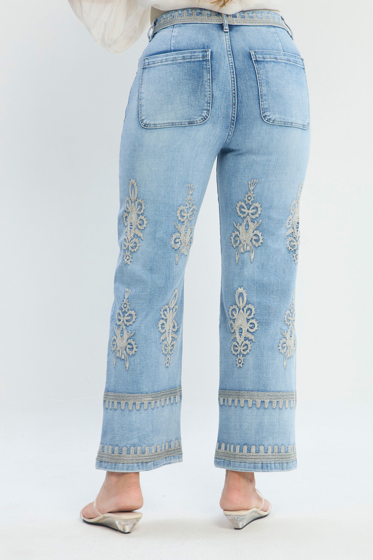Jean con Detalles Bordados NEW
