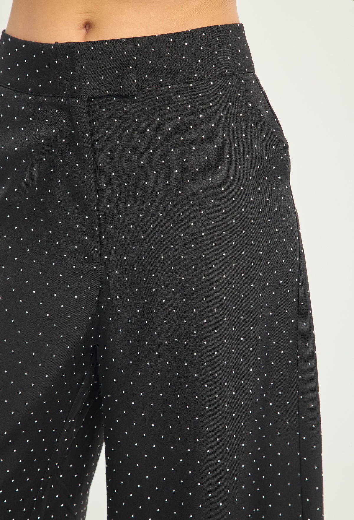 Pantalón Ancho Puntos de Cristales Negro BYBLA - vista 4