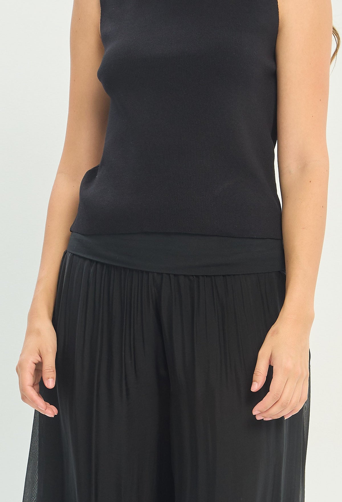 Pantalón Seda Pretina Ancha negro BYBLA