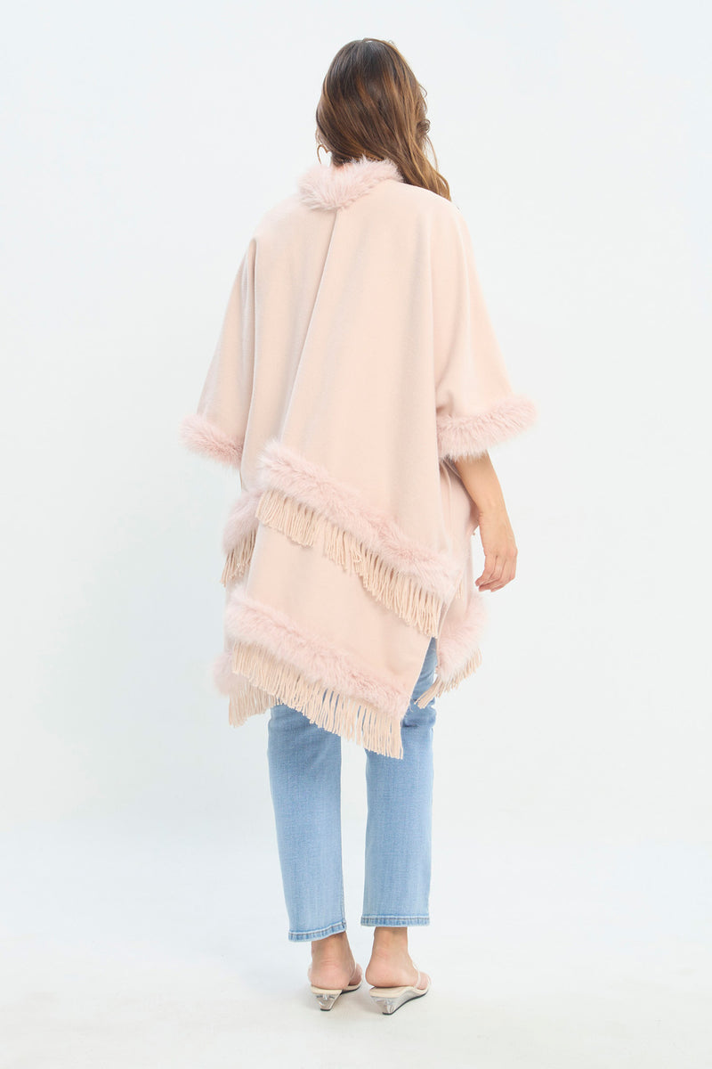 Poncho con Mangas NEW vista 2 - BYBLA Colombia