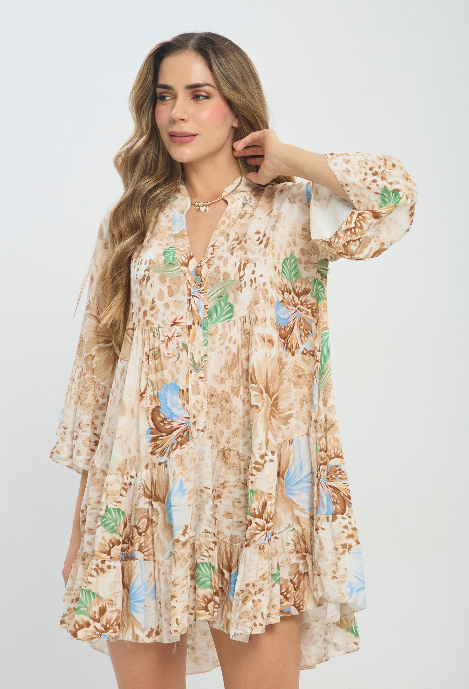 Vestido corto beige con estampado tropical y manga abullonada - vista 2