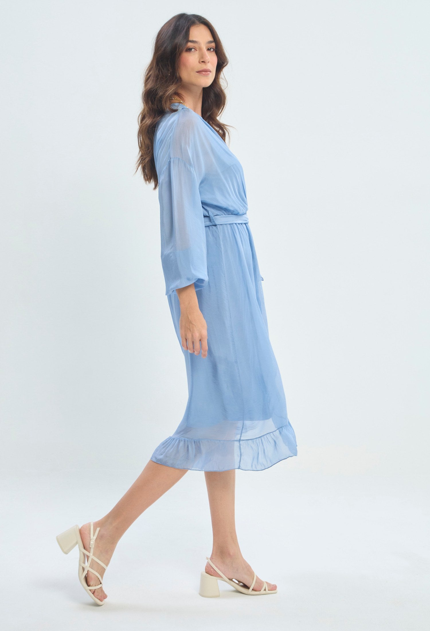 Vestido Largo Cruzado con Cinturón azul celeste sale BYBLA