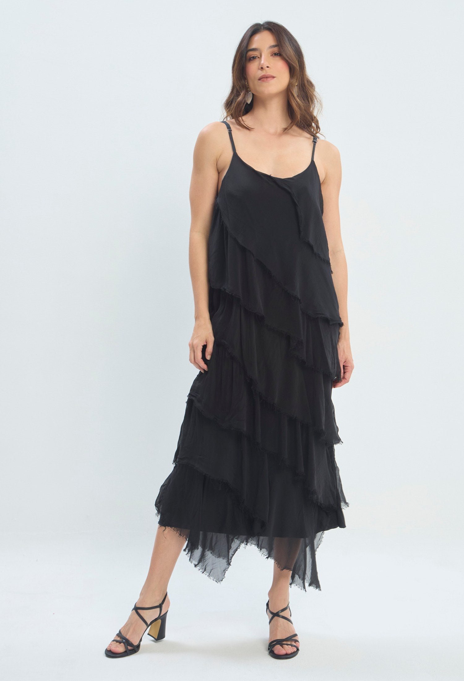 Vestido Largo Capas y Tirantes negro BYBLA