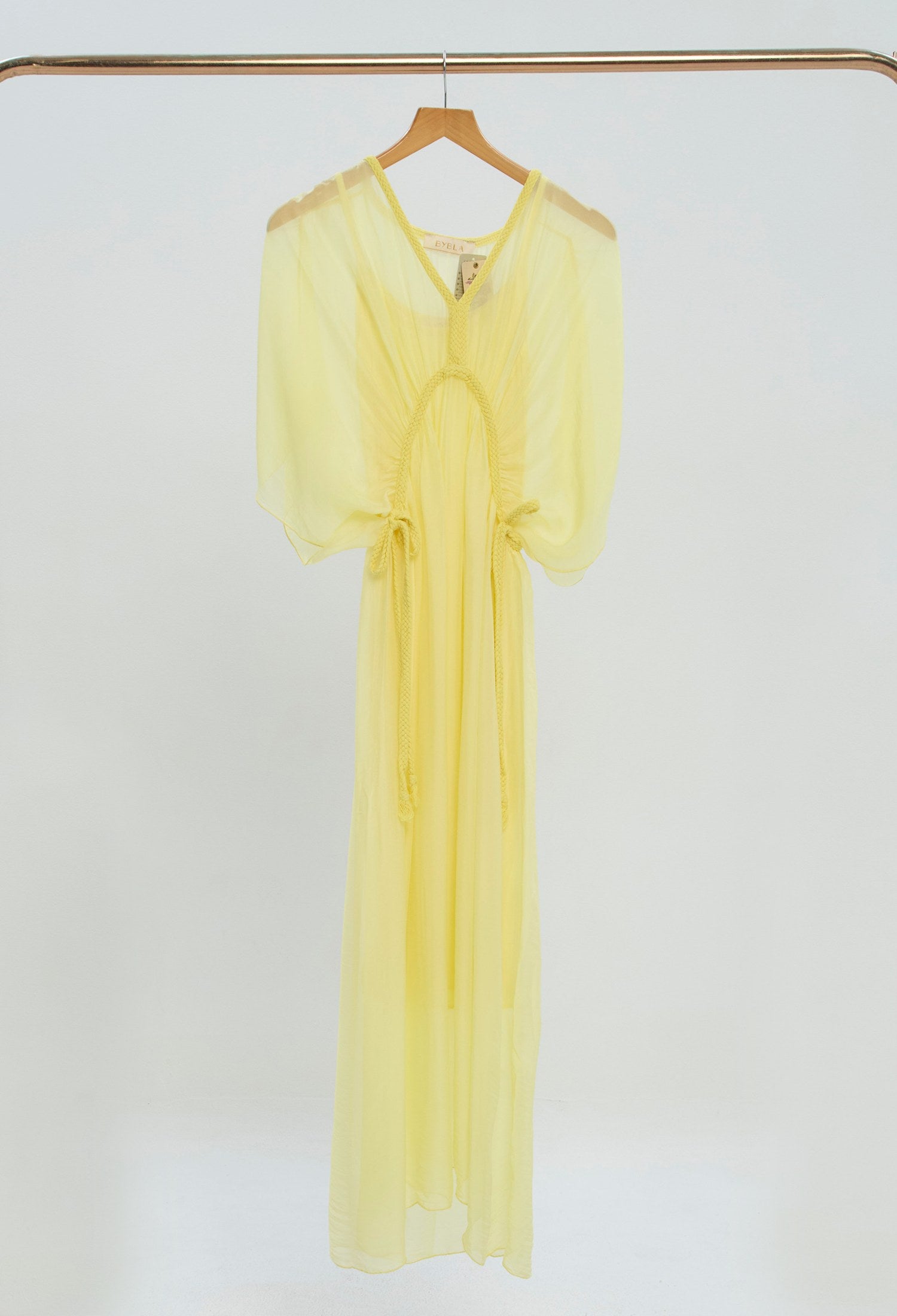 Vestido Largo Fruncido Vaporoso amarillo mantequilla BYBLA