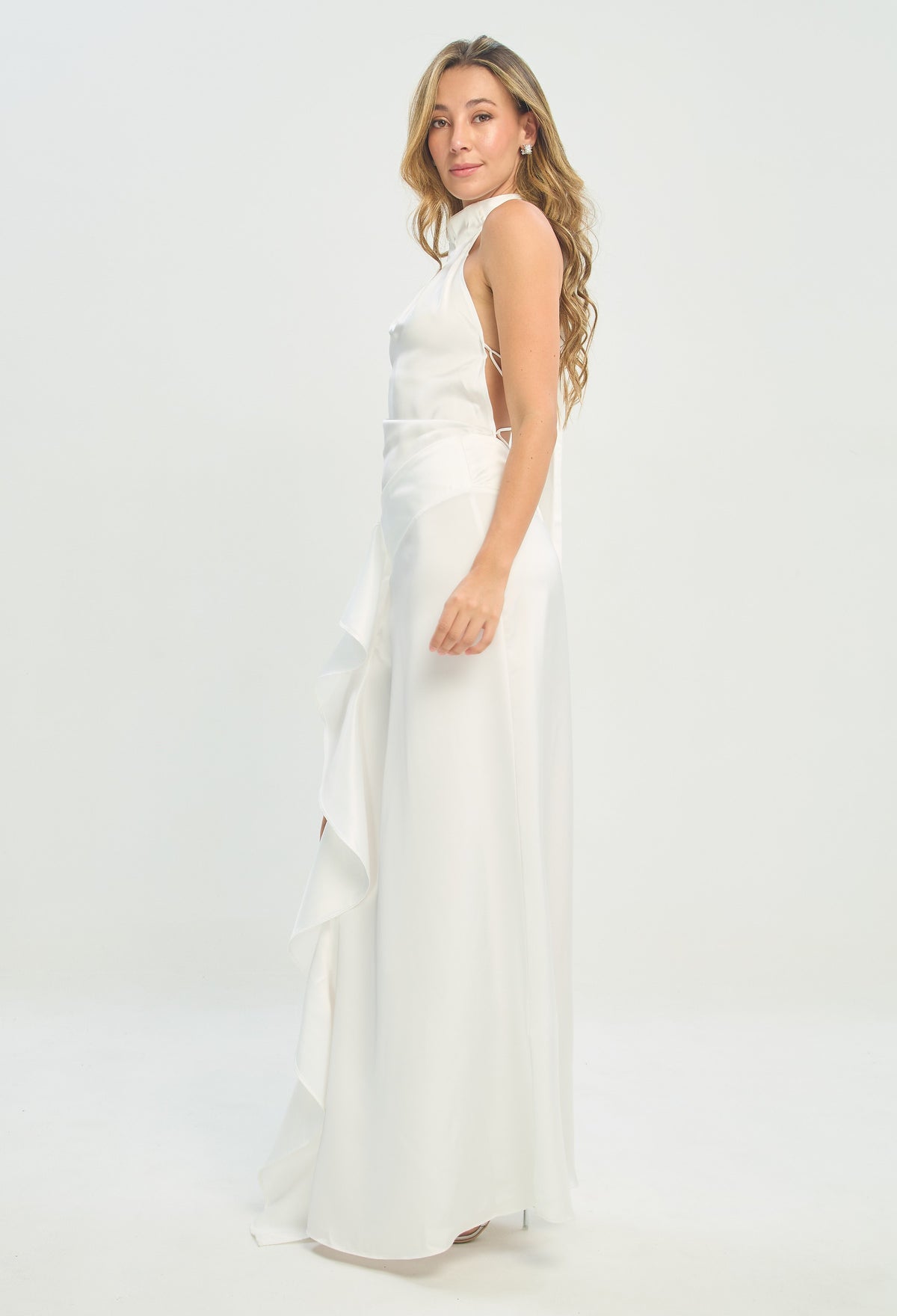 Vestido Largo Halter Abertura con Volante Blanco BYBLA - vista 6
