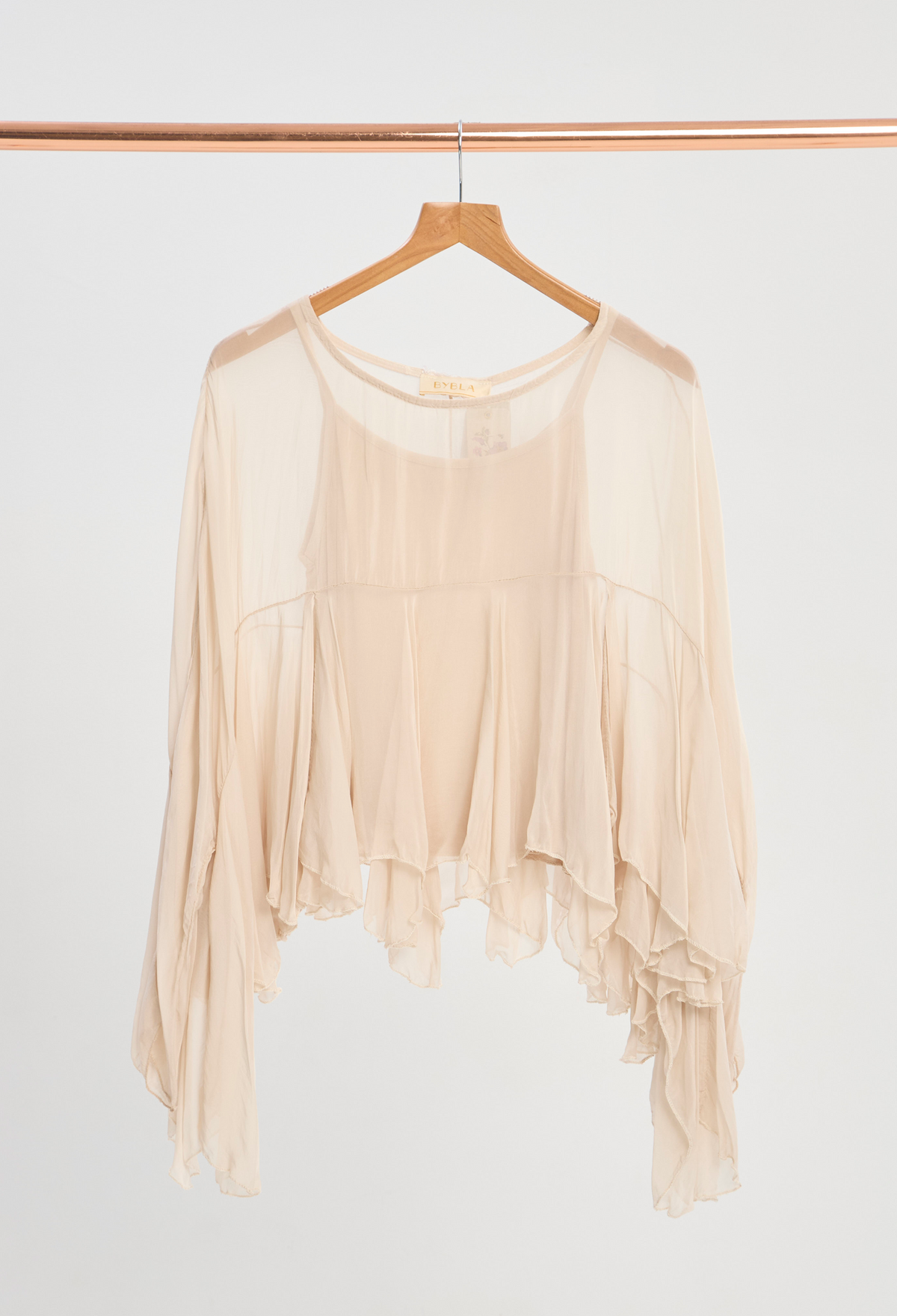 Blusa con Camisilla Beige en Chifón BYBLA