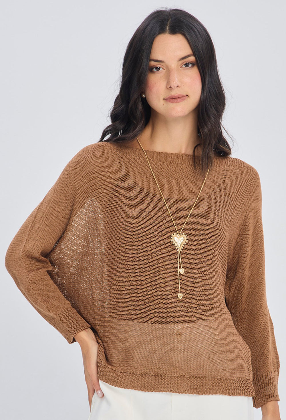 Blusa tejida marron punto calado con manga caída y cuello barco en poliéster viscosa talla única BYBLA