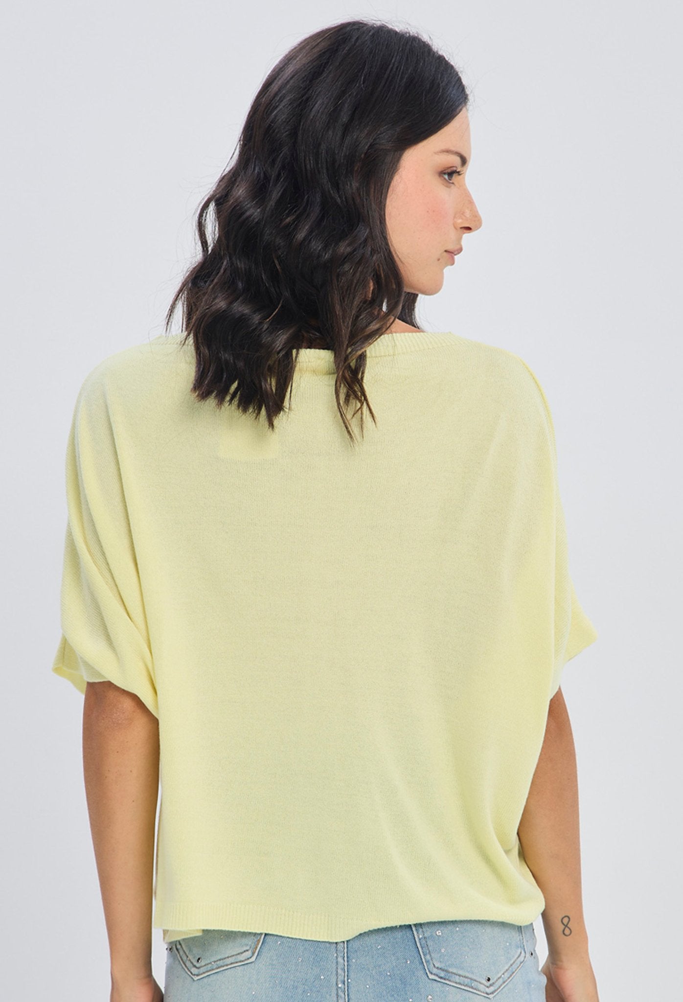 Blusa Cuello Barco Manga Corta NEW