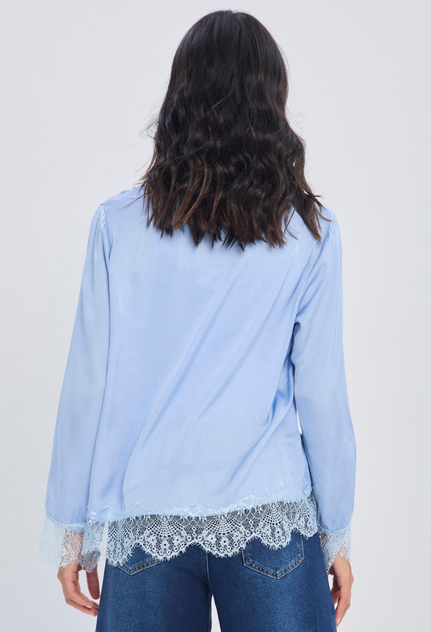 Blusa Manga Larga con Encaje - Foto 2