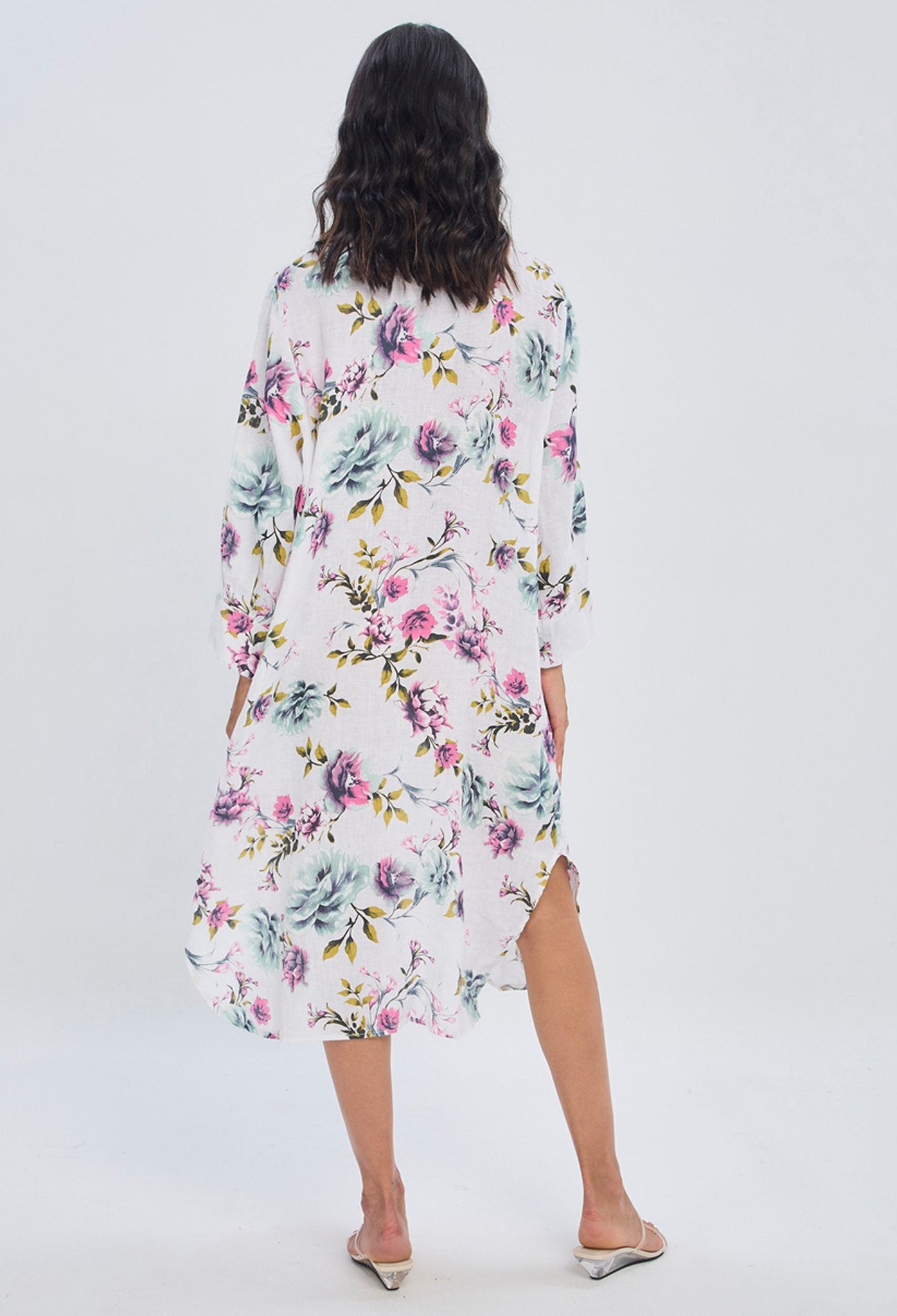 Vestido Midi Floral Escote V - Foto 2