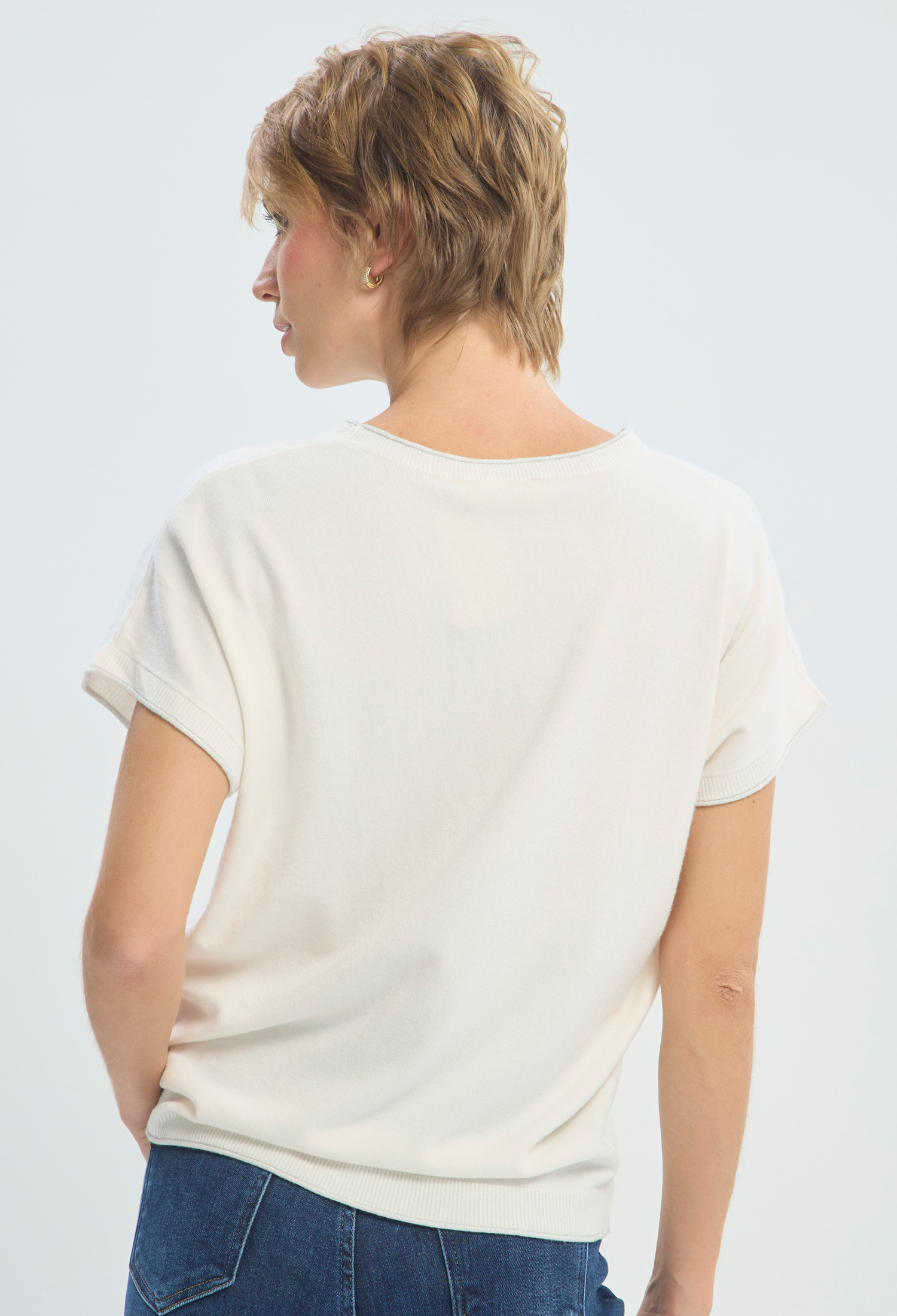 Blusa Manga Corta Beige con Hilo Metalizado BYBLA - vista 3