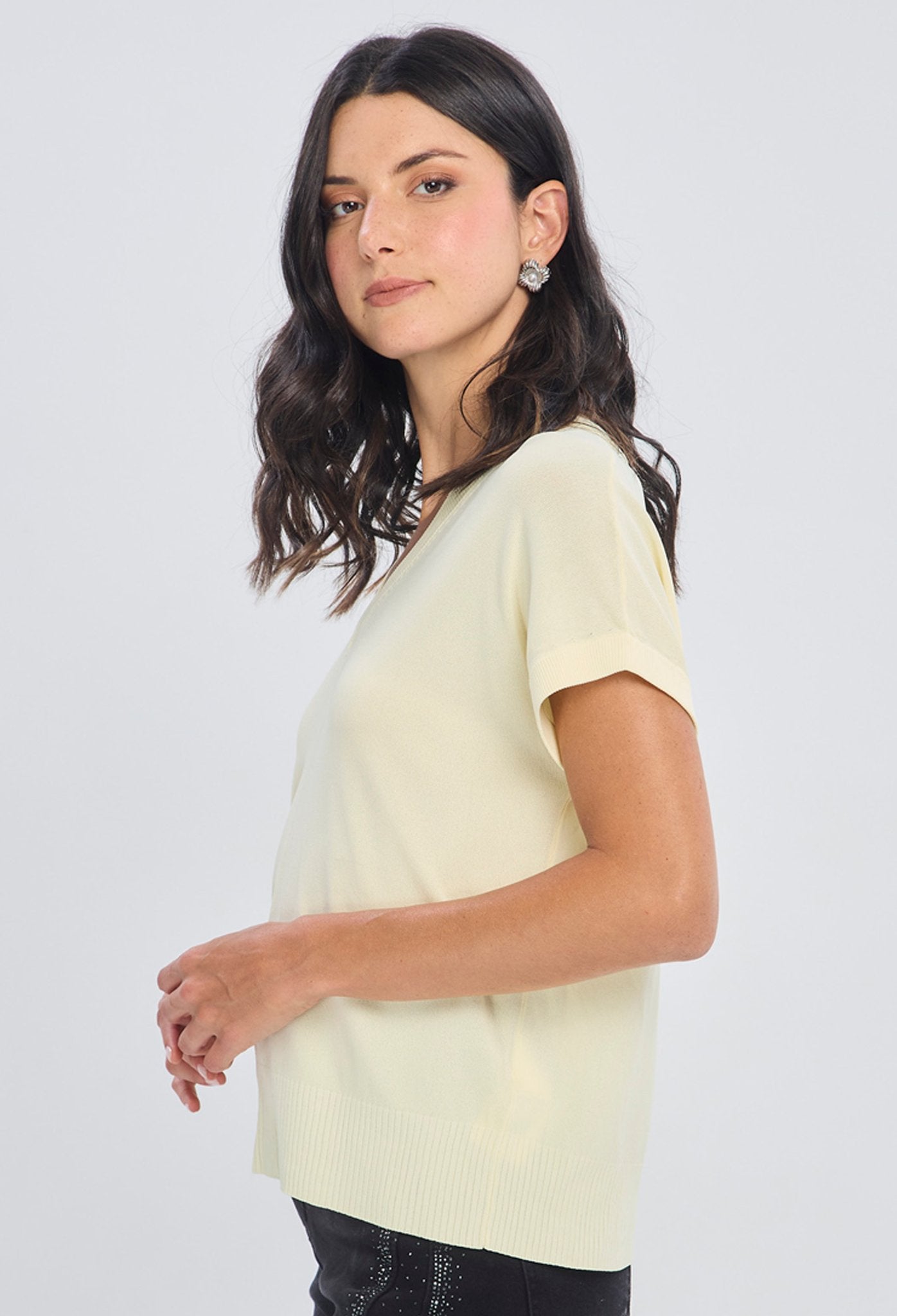 Blusa Cuello V Manga Corta NEW