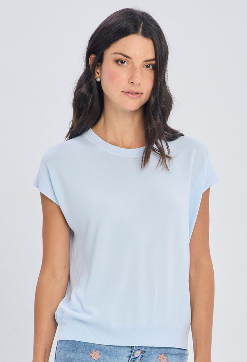 Blusa Sin Manga Básica NEW
