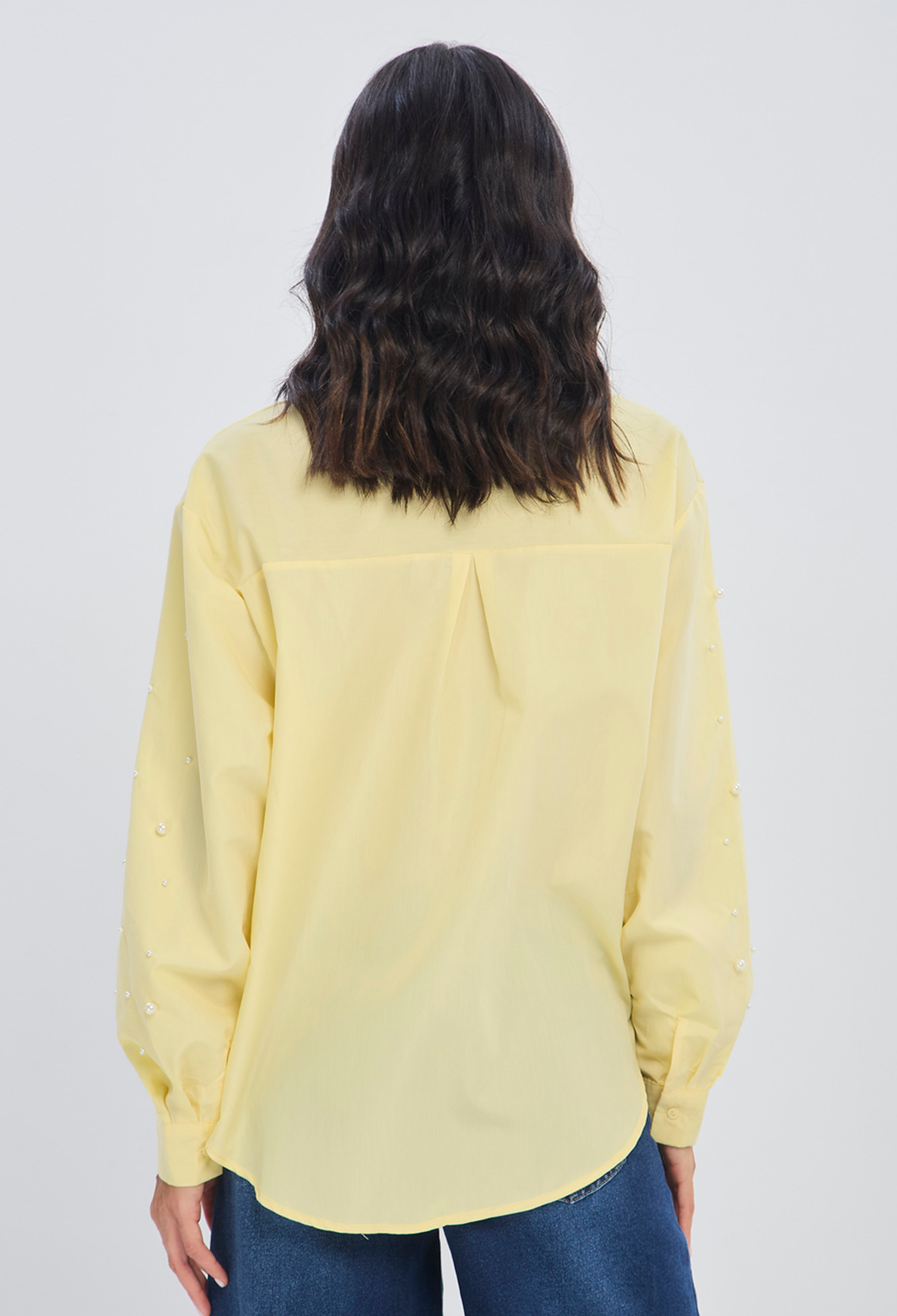 Blusa amarilla viscosa escote envolvente con caída fluida para mujer - vista 5