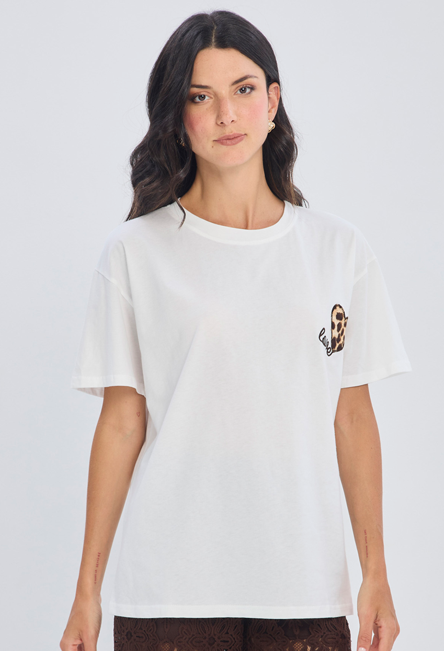 Blusa blanca algodón cuello camisero atemporal talla única para mujer