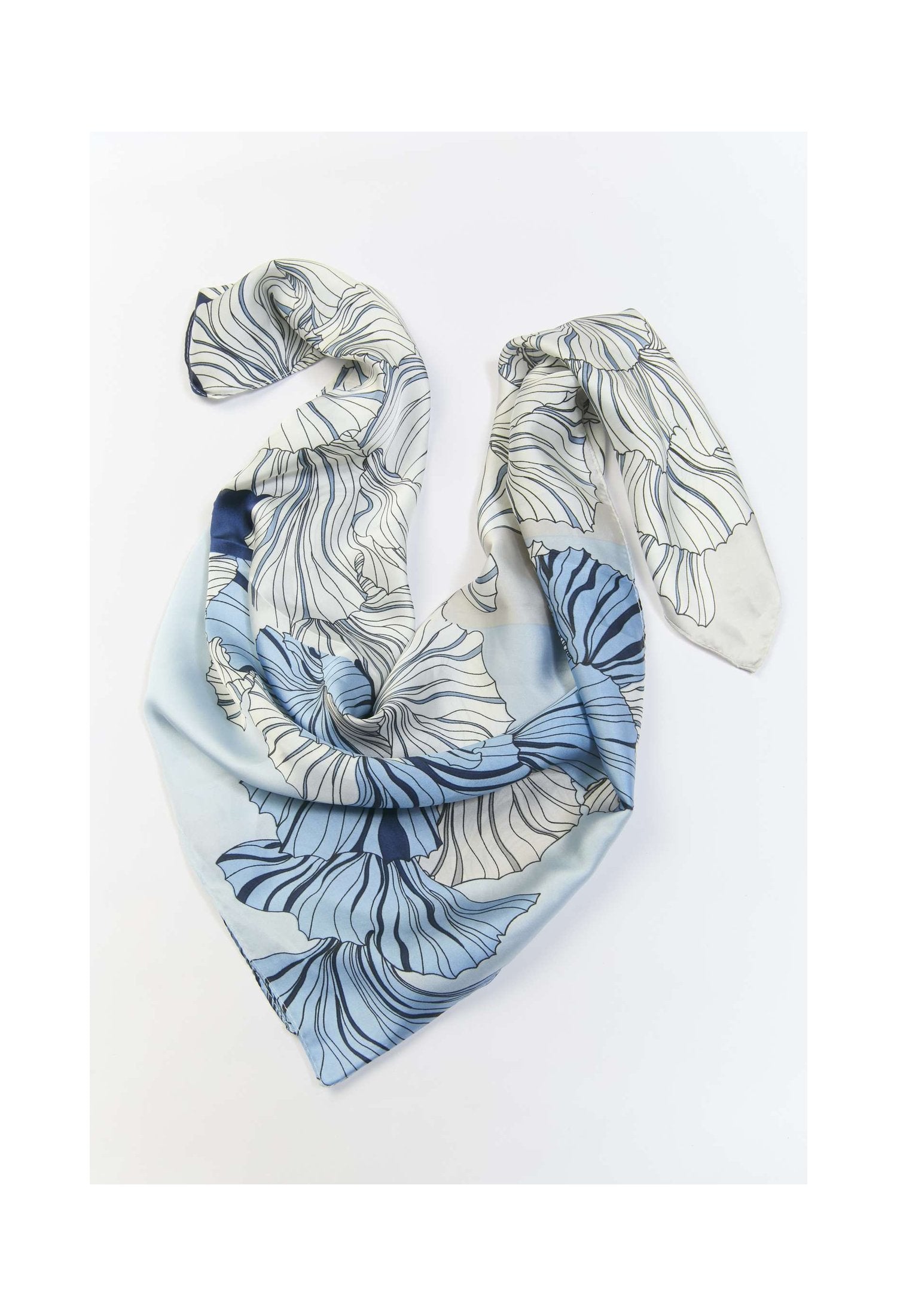 Pañoleta multiuso azul marino con estampado