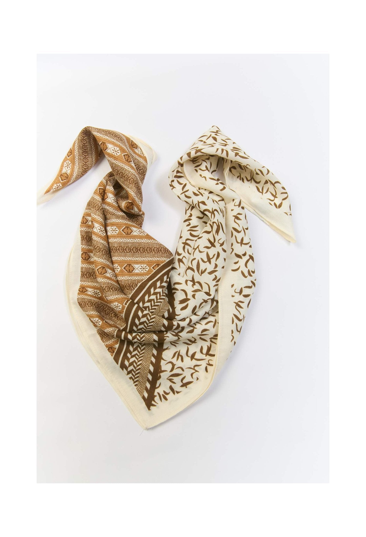 Pañoleta multiuso en viscosa kaki beige