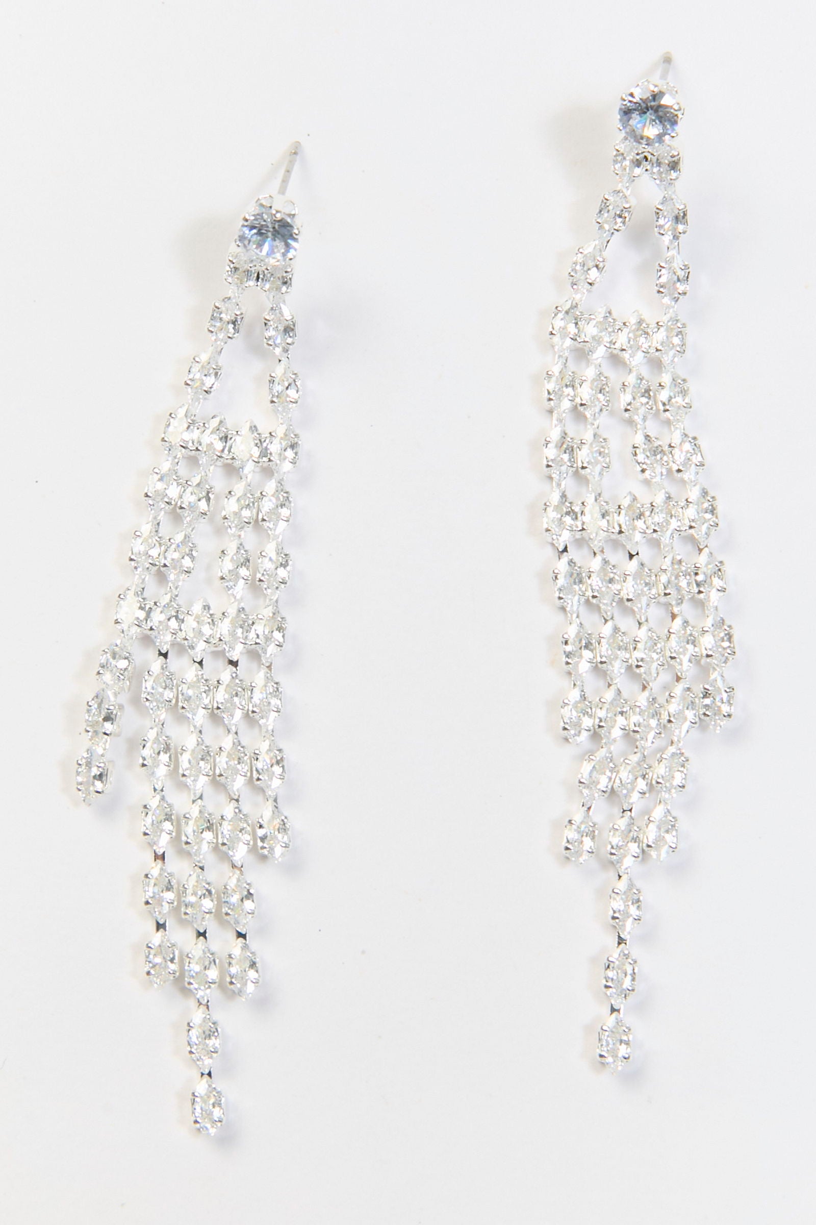 Aretes Borla Marquesa Circón Plateados BYBLA