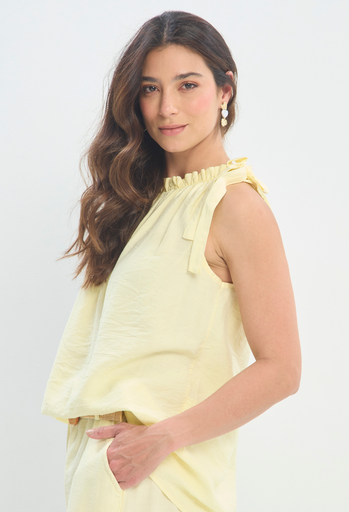Blusa Cuello Fruncido Lazo NEW