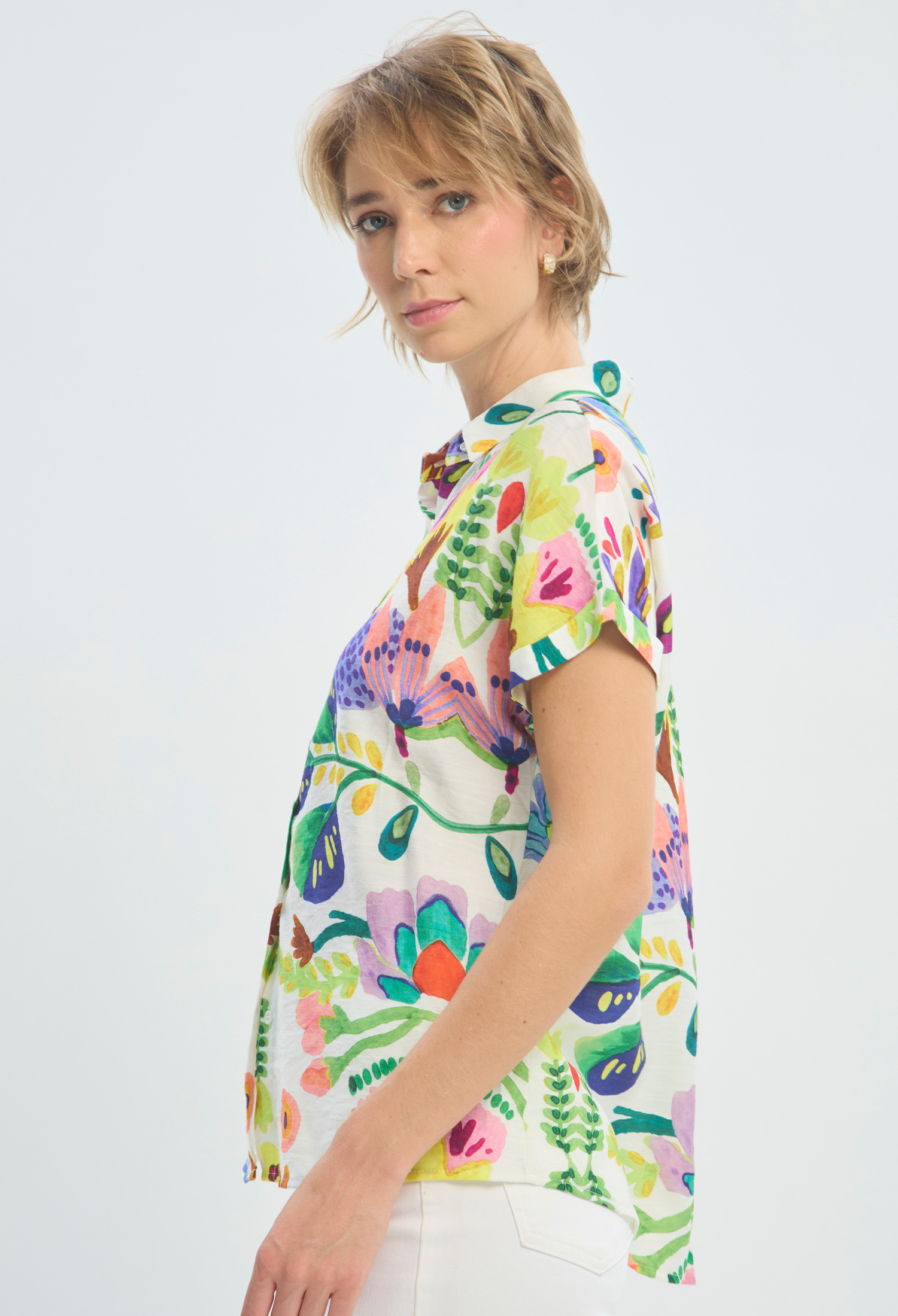 Blusa Manga Corta Estampada Tropical BYBLA - vista 2