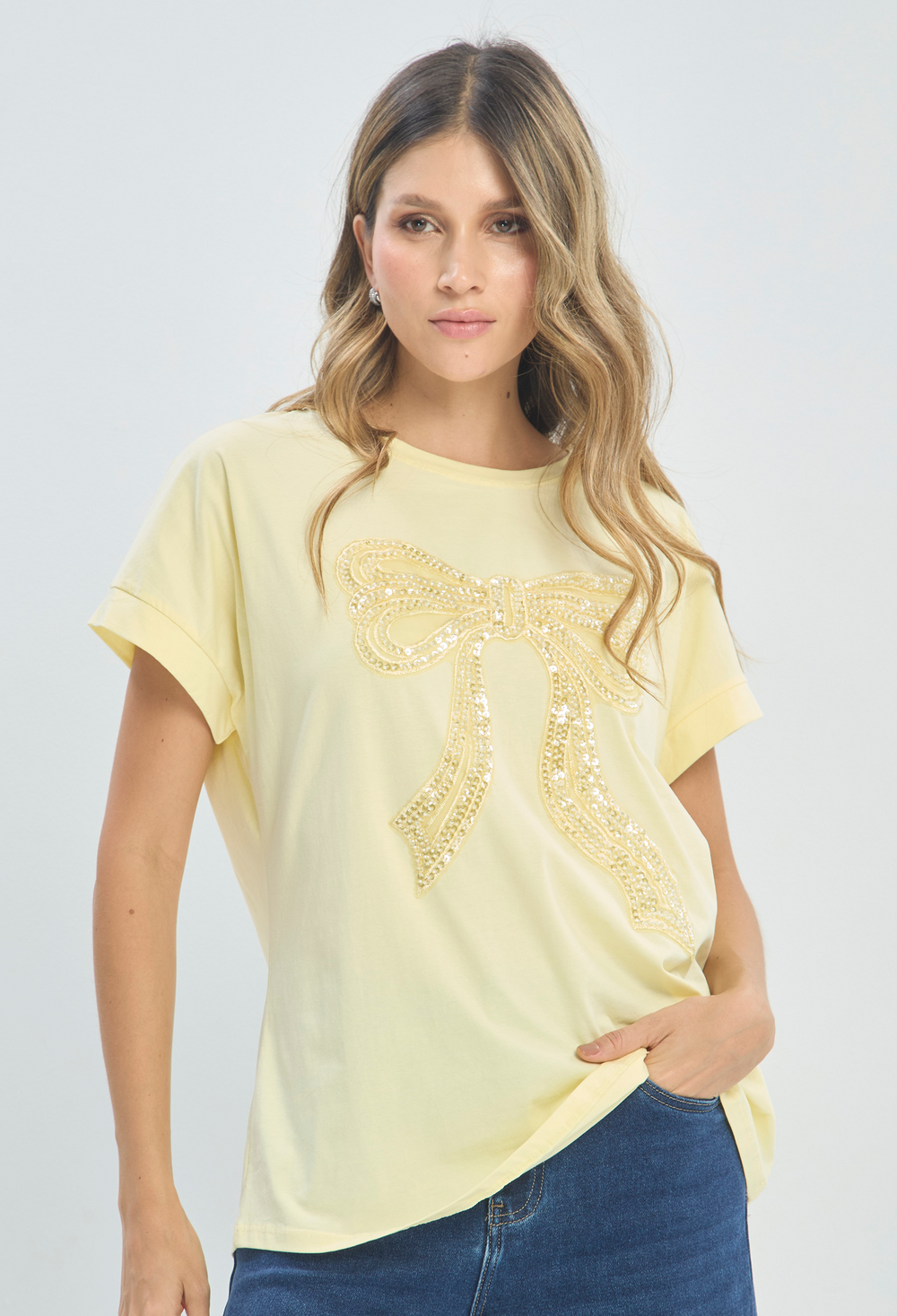 Camiseta Amarilla con Moño de Lentejuelas BYBLA