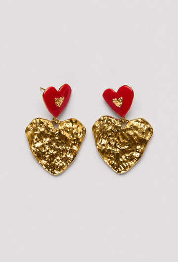 Aretes Corazón Rojo y Dorado Martillado