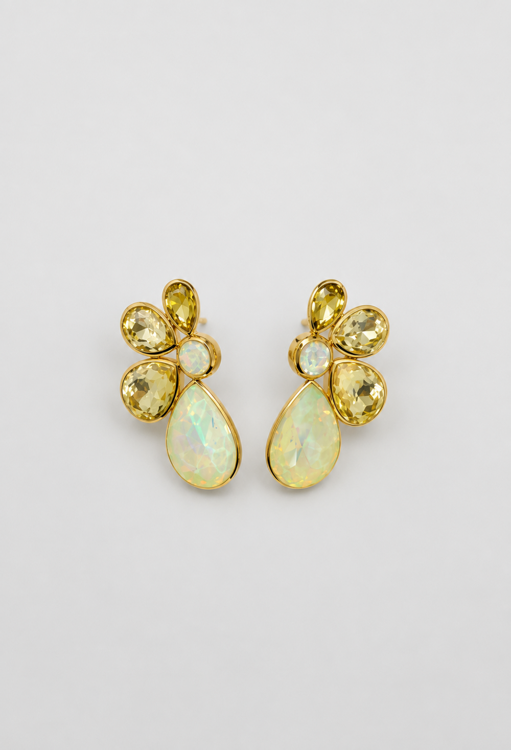 Aretes de cristales amarillos con gota opalescente BYBLA