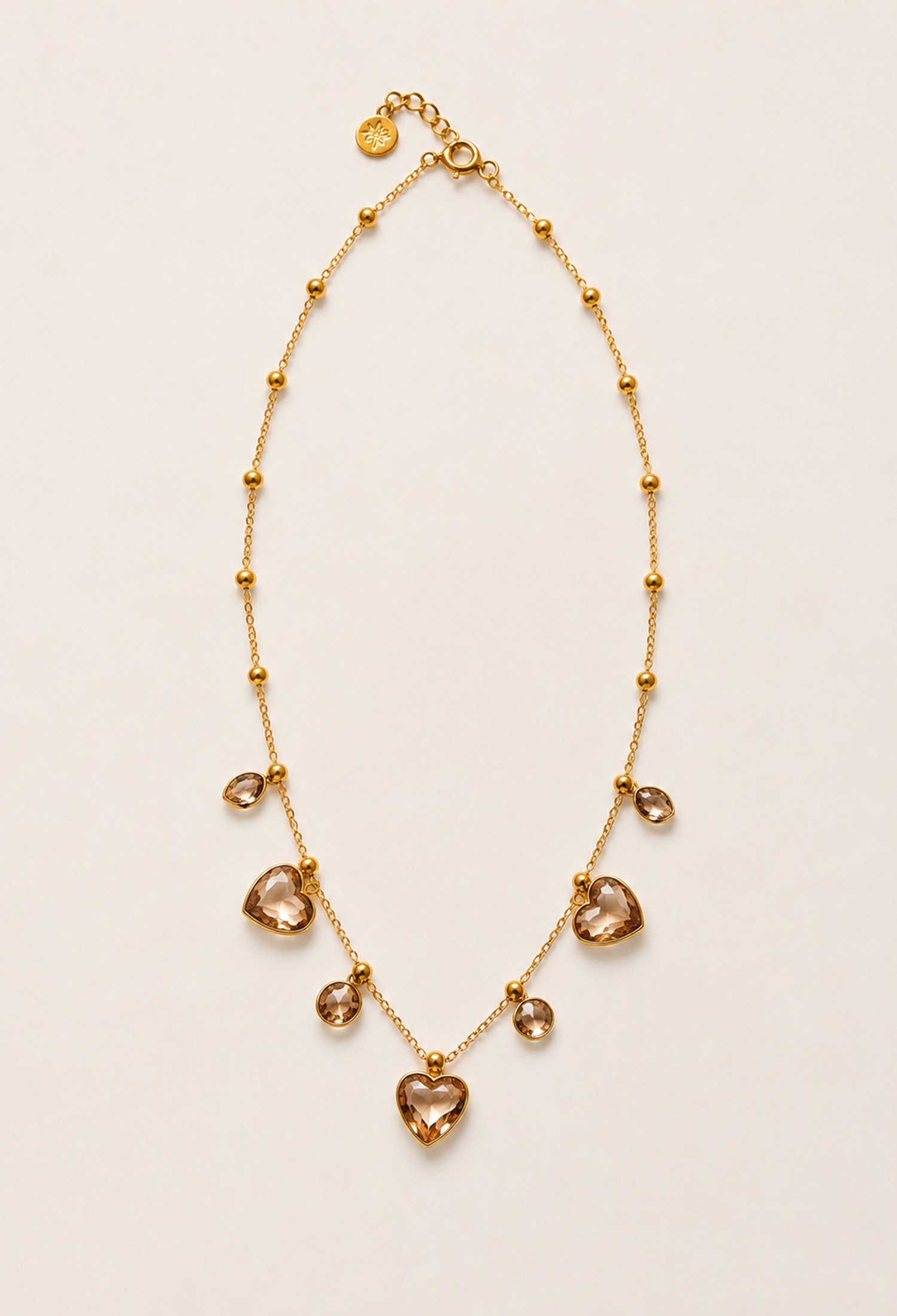 Collar corto dorado con corazones de cristal colgantes - Dorados
