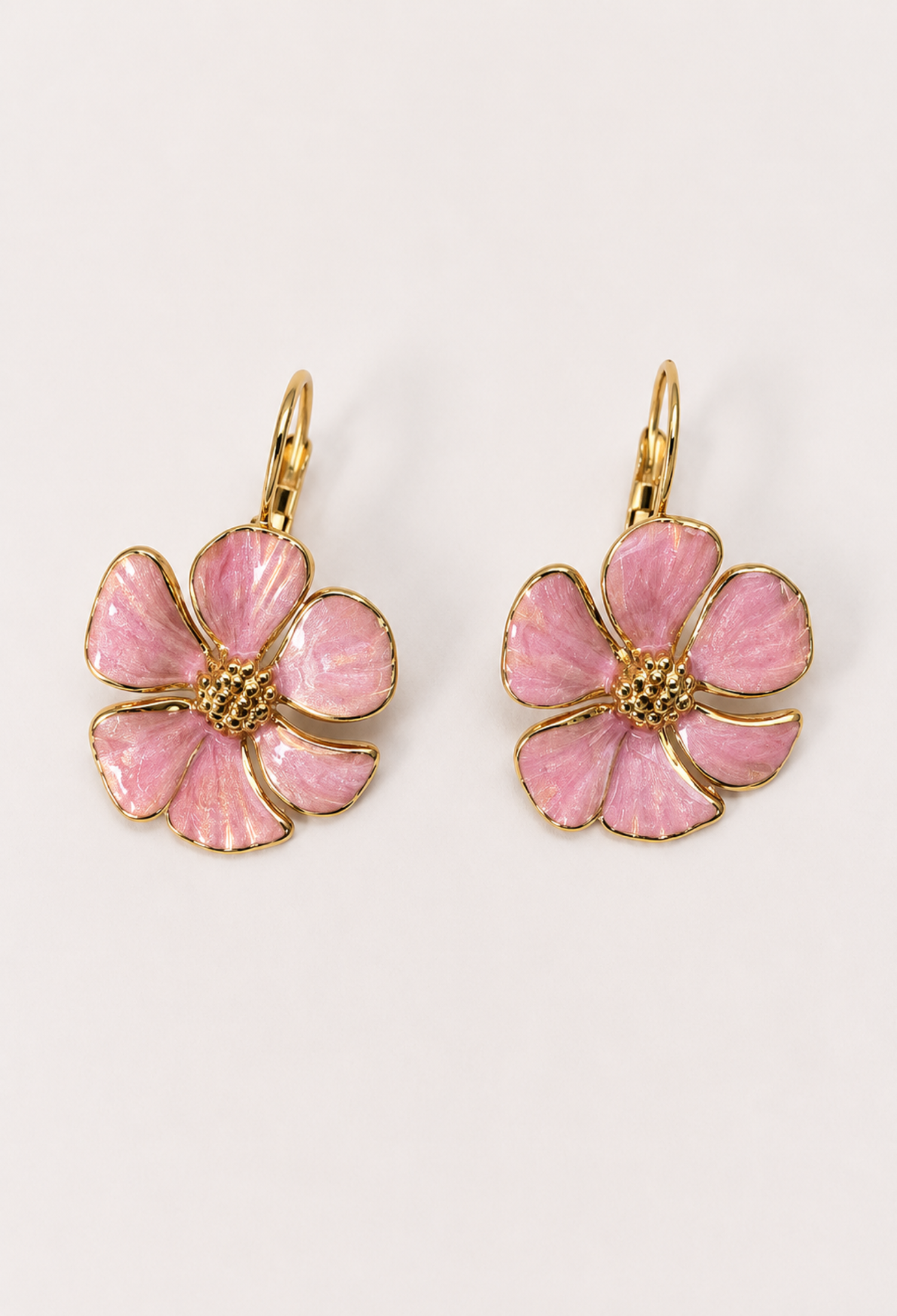 Aretes Flor Esmaltada Rosa BYBLA