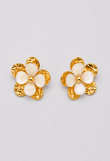 Aretes Flor Marfil y Dorado
