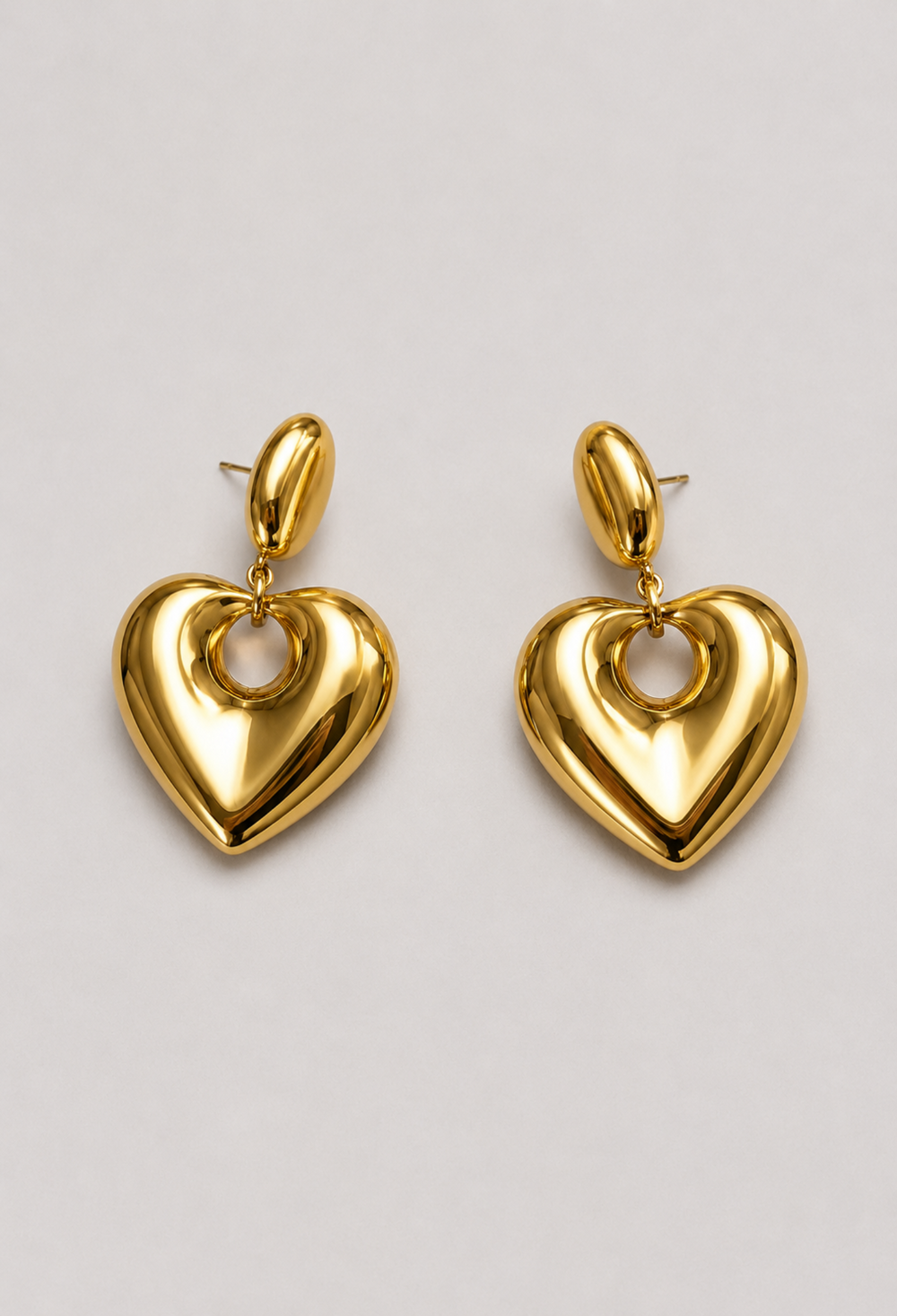 Aretes Corazón Dorado Voluminoso BYBLA