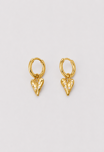 Aretes Candonga Corazón con Perlas Dorados