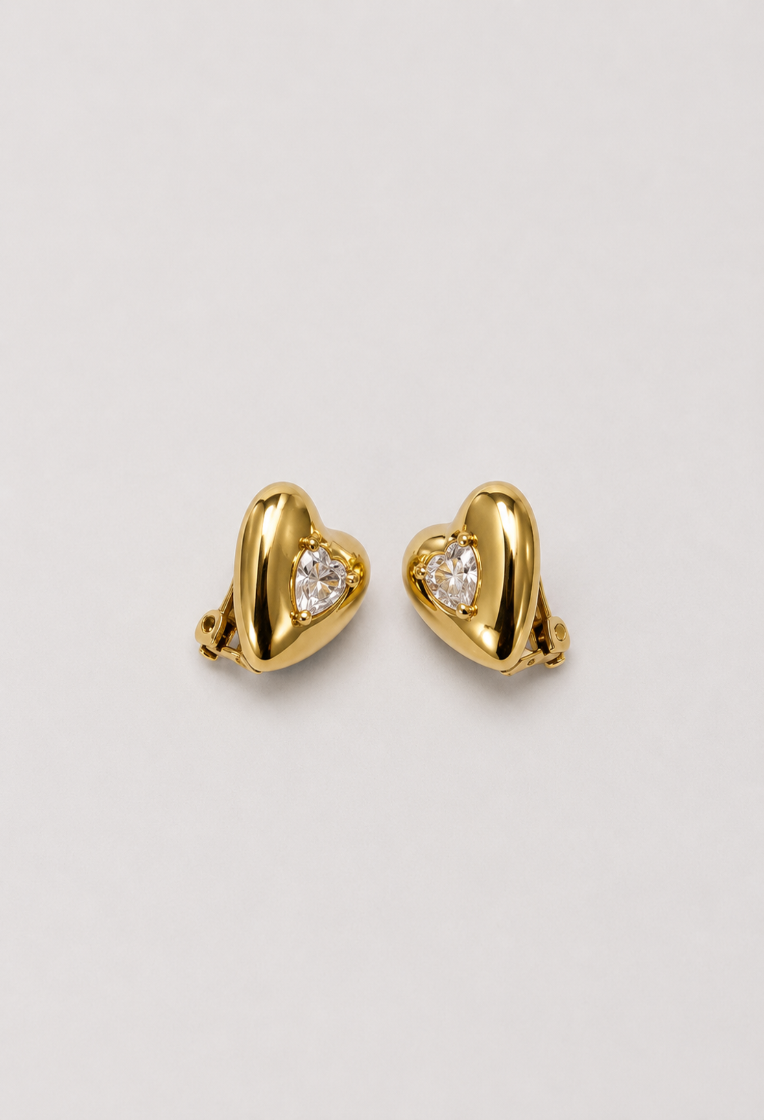 Aretes Topo Corazón Dorado con Cristal BYBLA