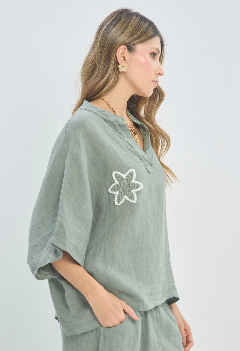 Blusa en Lino Verde Salvia BYBLA - vista 2