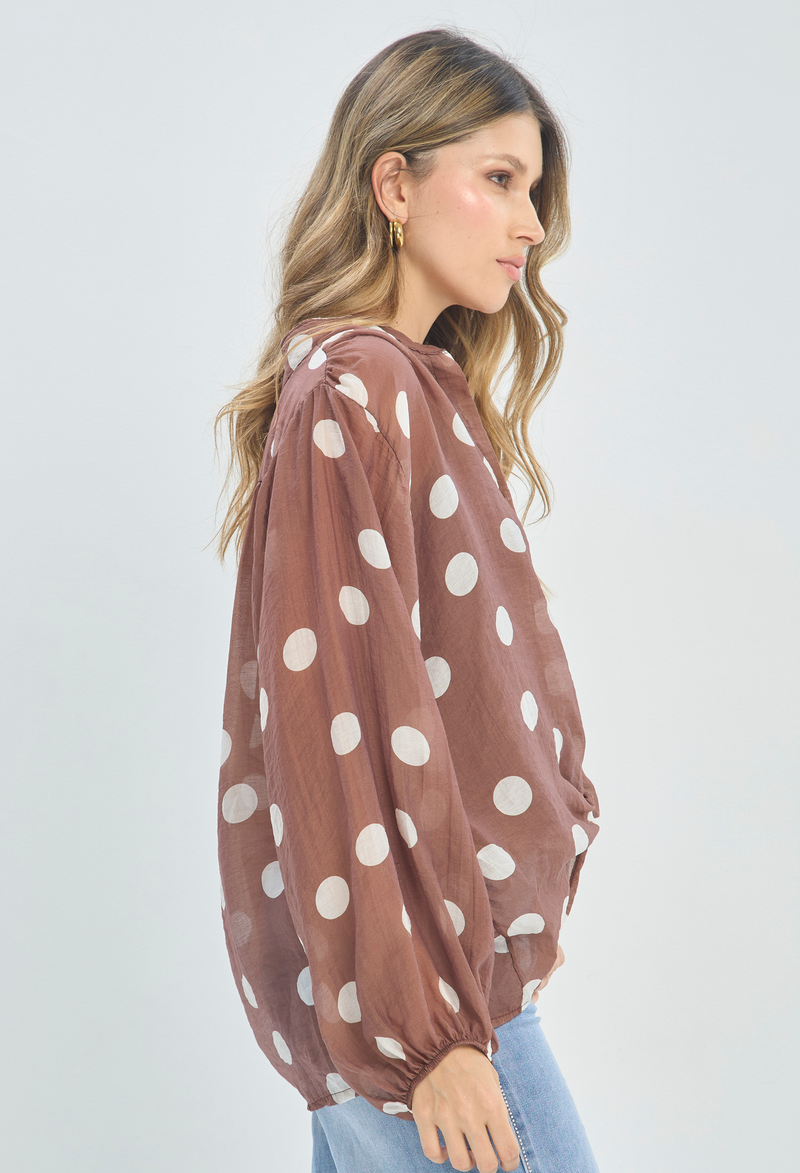 Blusa Lunares Cuello Nerú Chocolate BYBLA - vista 2