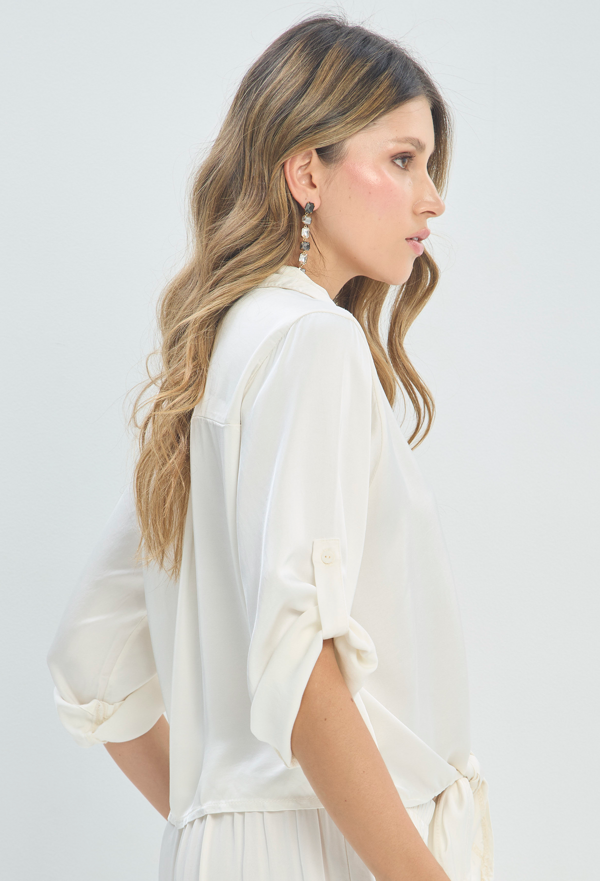 Blusa Anudada Manga 3/4 Marfil BYBLA - vista 2