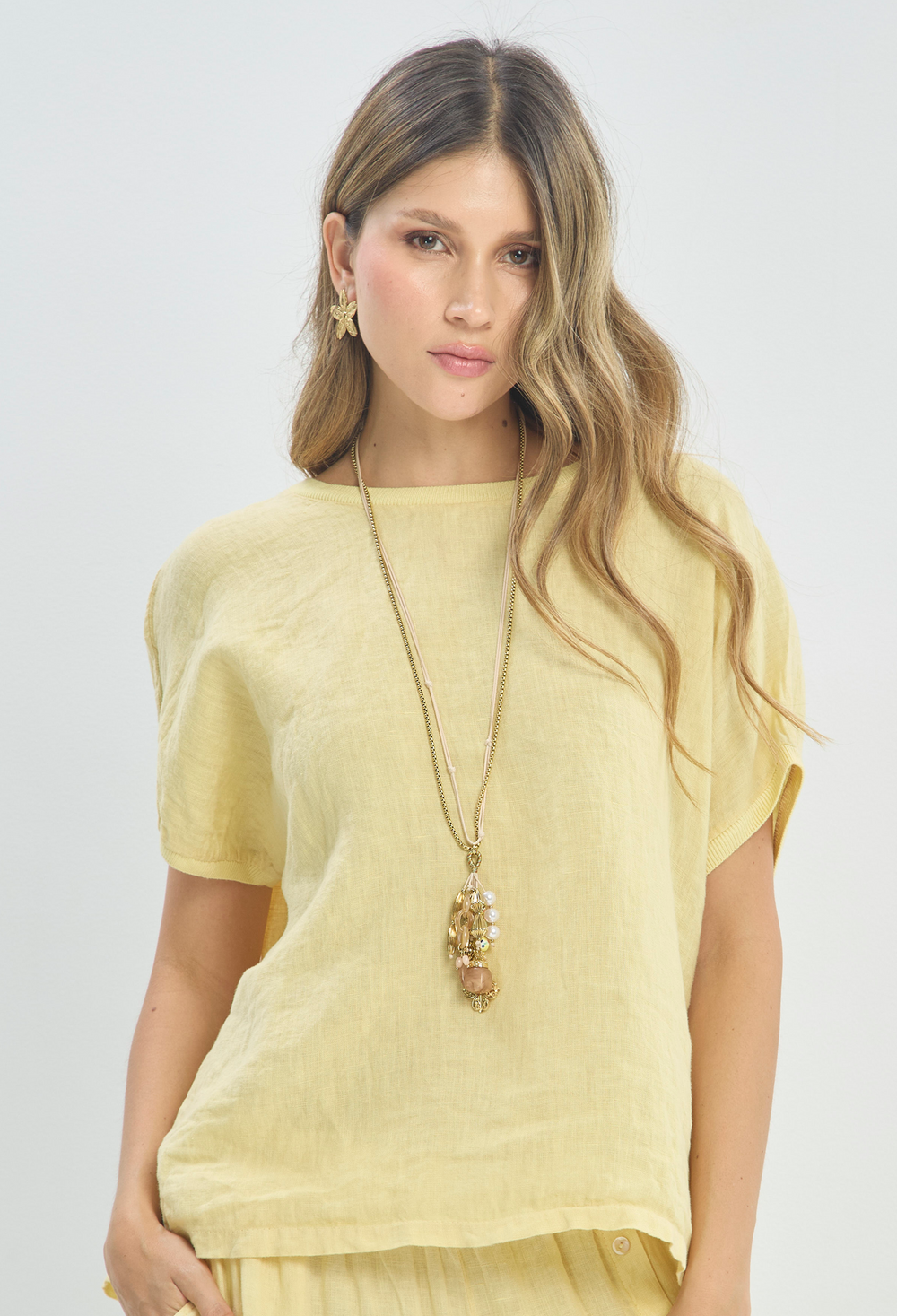 Blusa en Lino Amarillo Suave BYBLA
