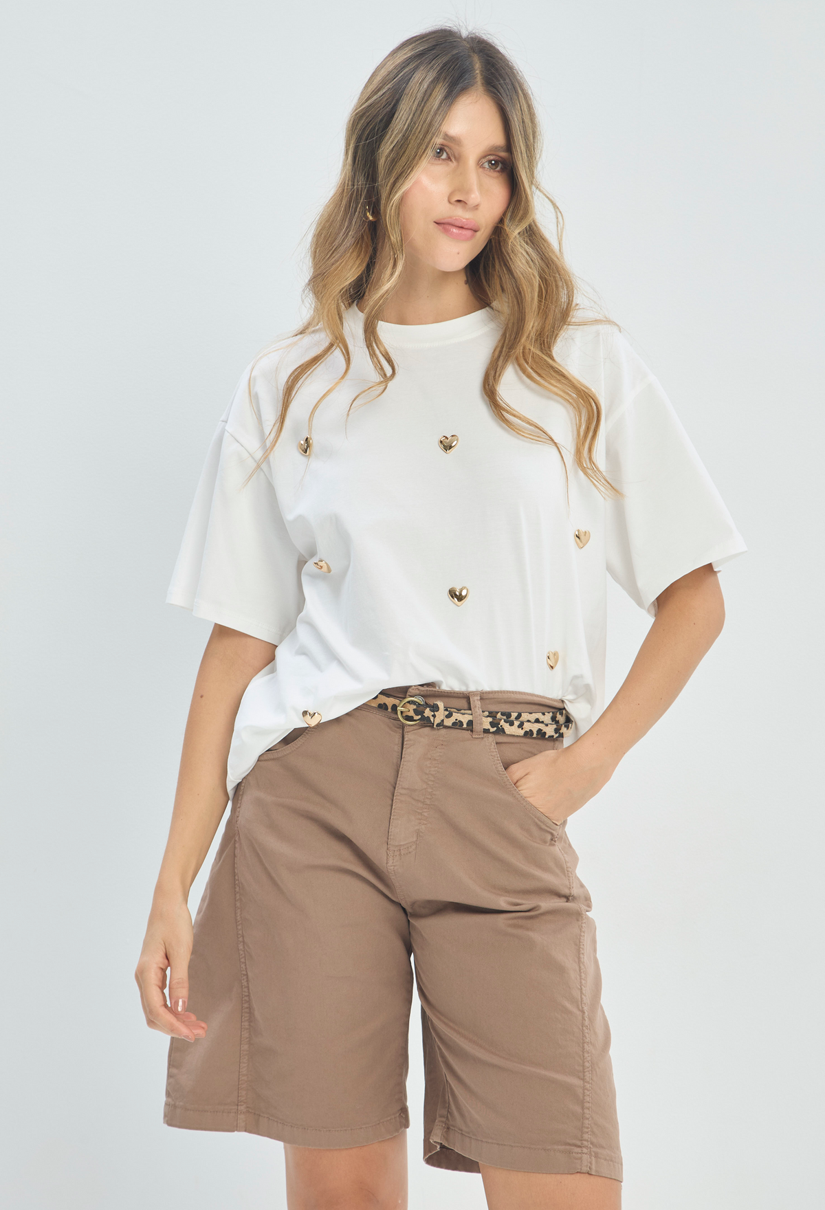 Bermuda Dril Con Correa Animal Print Camel BYBLA - vista 3