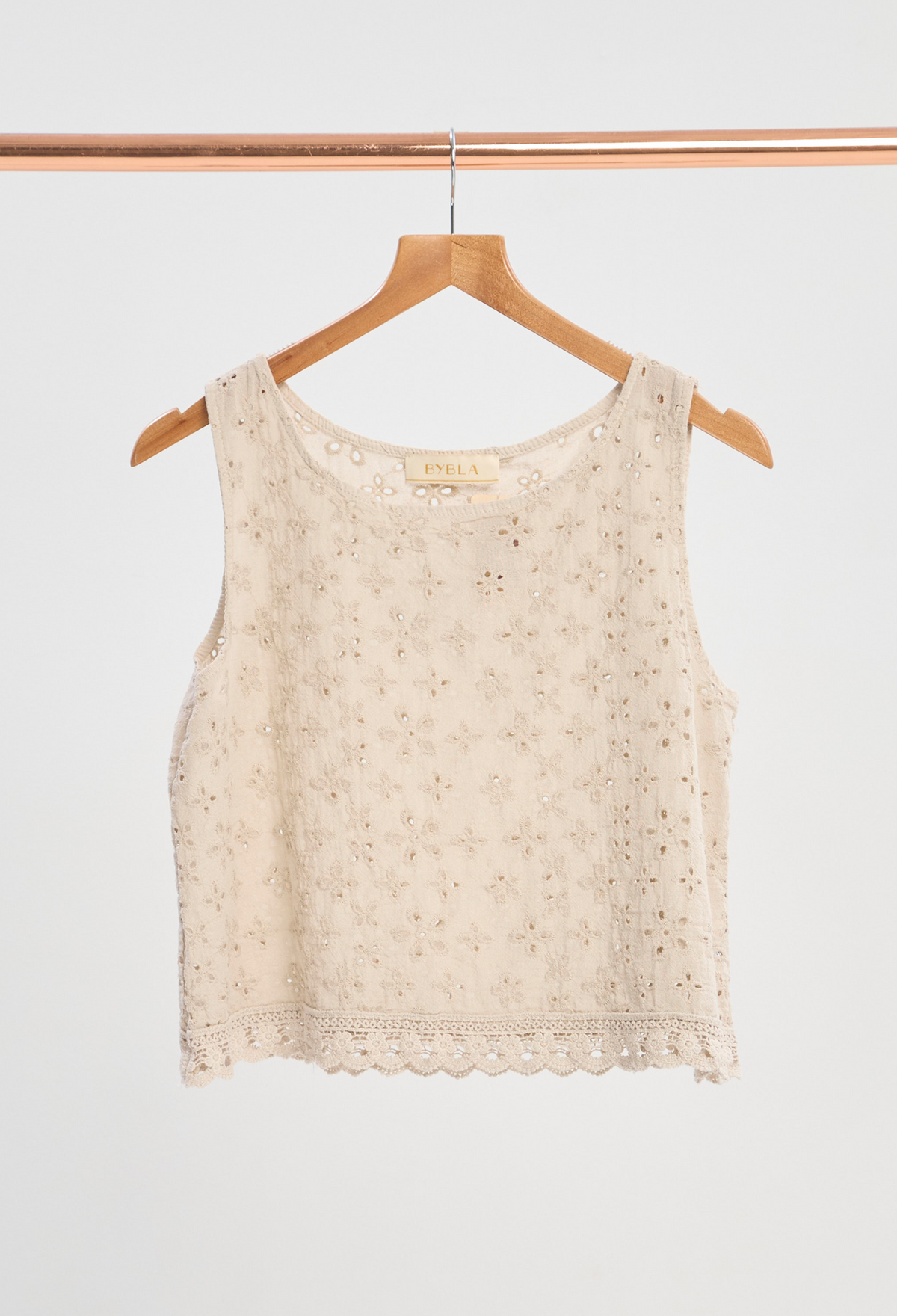 Blusa Sin Mangas Calada con Borde Tejido Kaki BYBLA