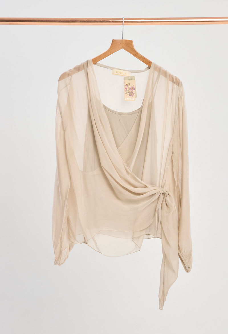 Blusa Seda Cruzada con Camisilla Beige BYBLA