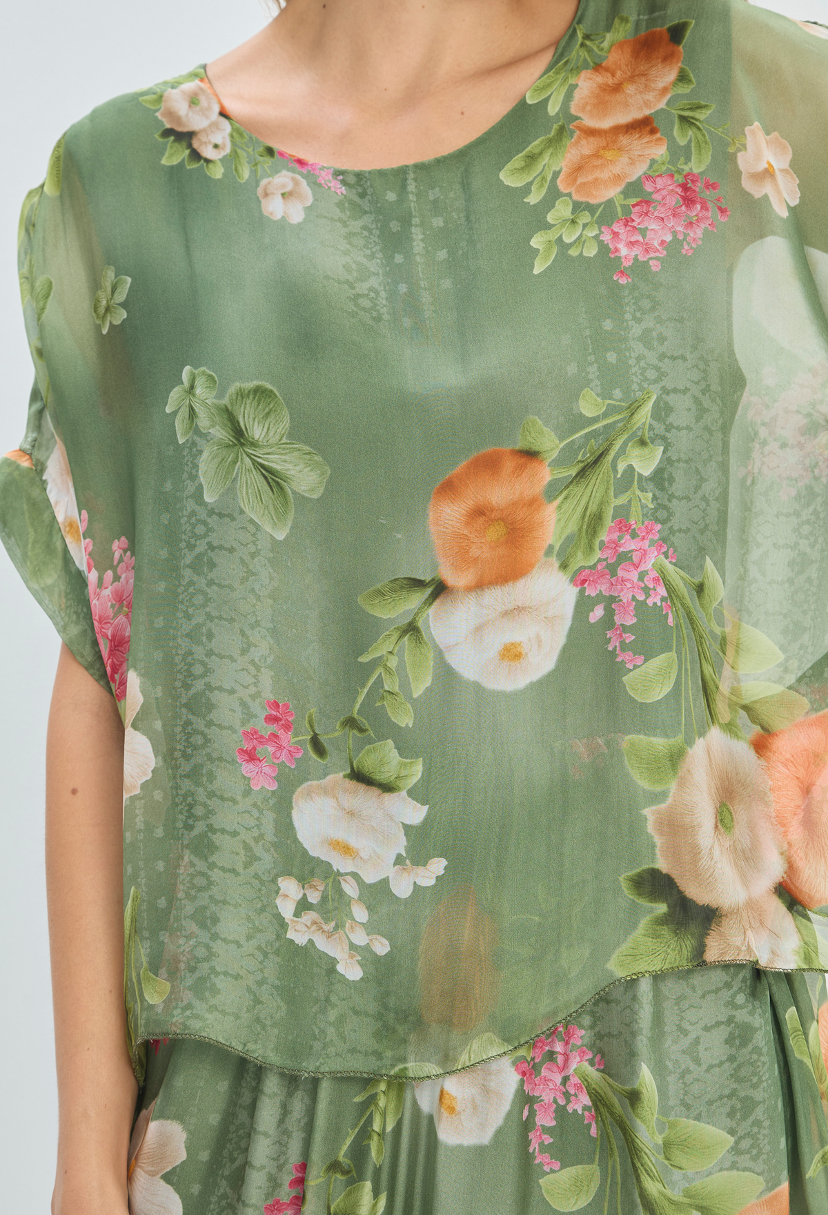 Vestido Largo Floral Verde BYBLA - vista 4