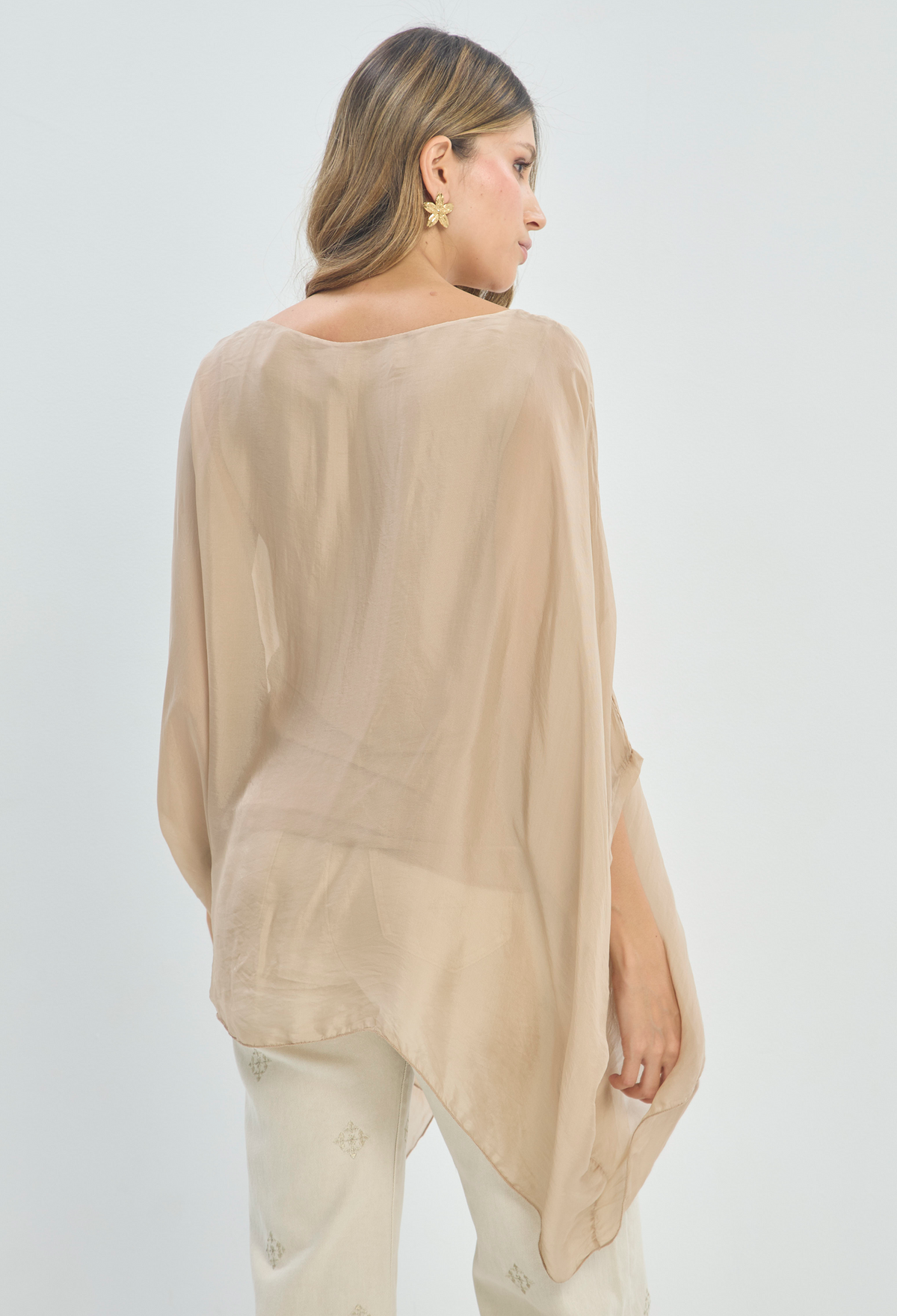 Blusa Seda Manga Amplia Champaña BYBLA - vista 3
